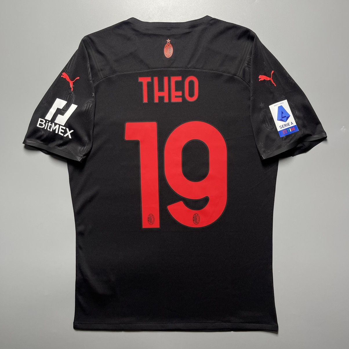 Puma AC MILAN PUMA 2021/2022 SOCCER THIRD JERSEY #19 THEO Size US L / EU 52-54 / 3 - 1 Thumbnail