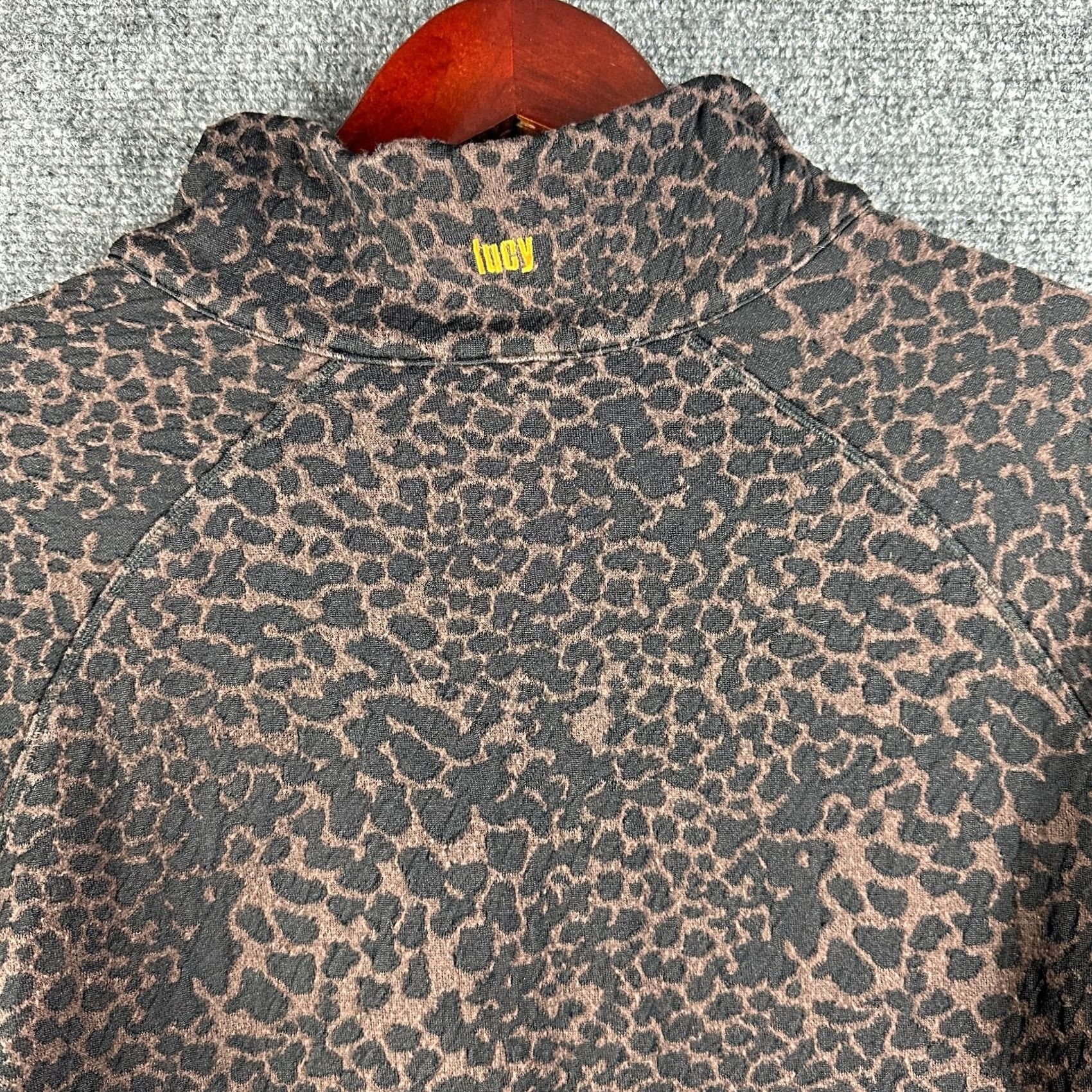 Vintage Lucy Top Womens Medium 1/4 Zip Pullover Zip Sleeve Cuff Brown Animal Print Logo Shirt Womens M Brown Animal Print Lucy Top Size M / US 6-8 / IT 42-44 - 6 Thumbnail