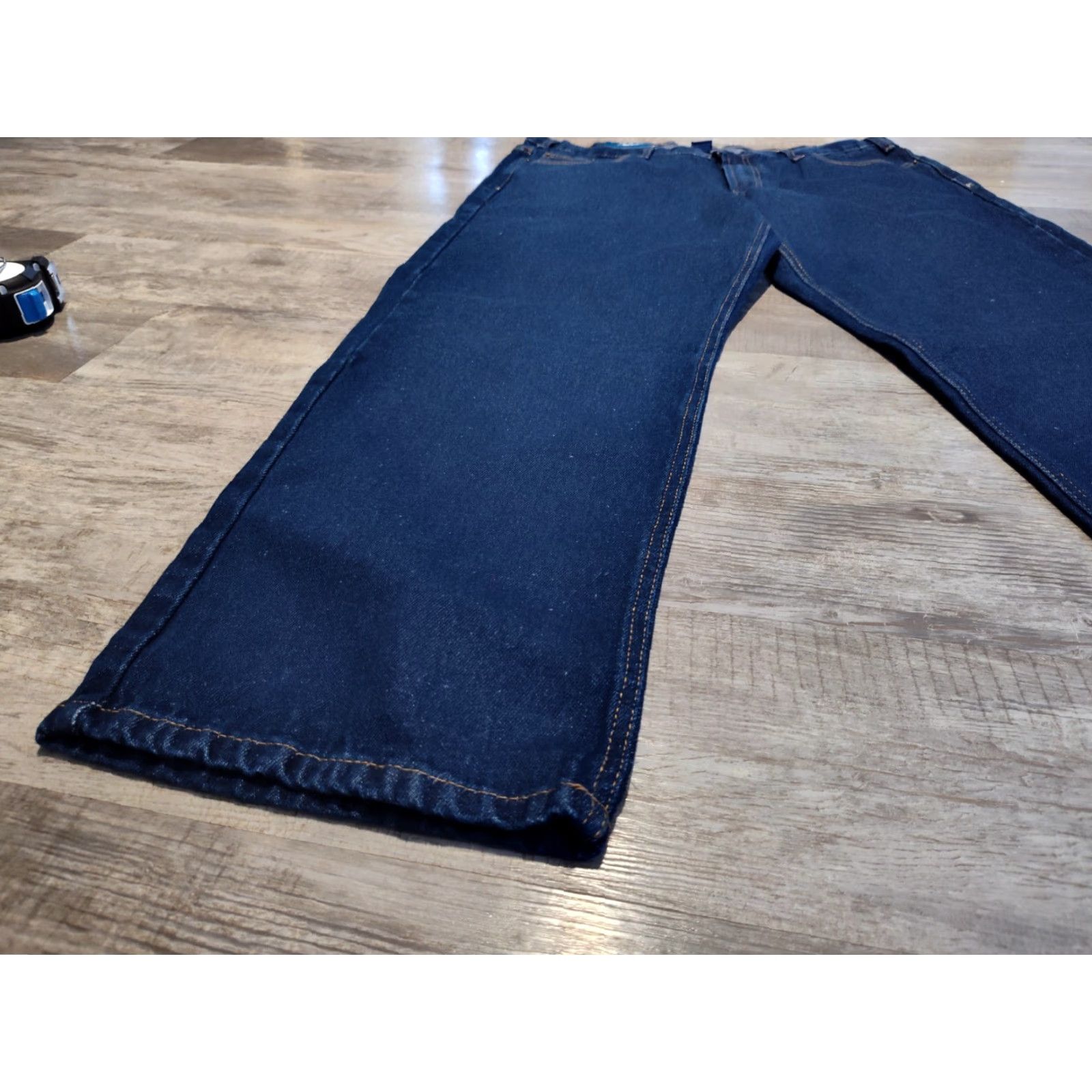 Vintage RUGGED WEAR Jeans Men 40x30 Blue Straight Fit Denim Cotton Relaxed Style Pockets 5 Pocket NWT Size US 40 / EU 56 - 3 Thumbnail