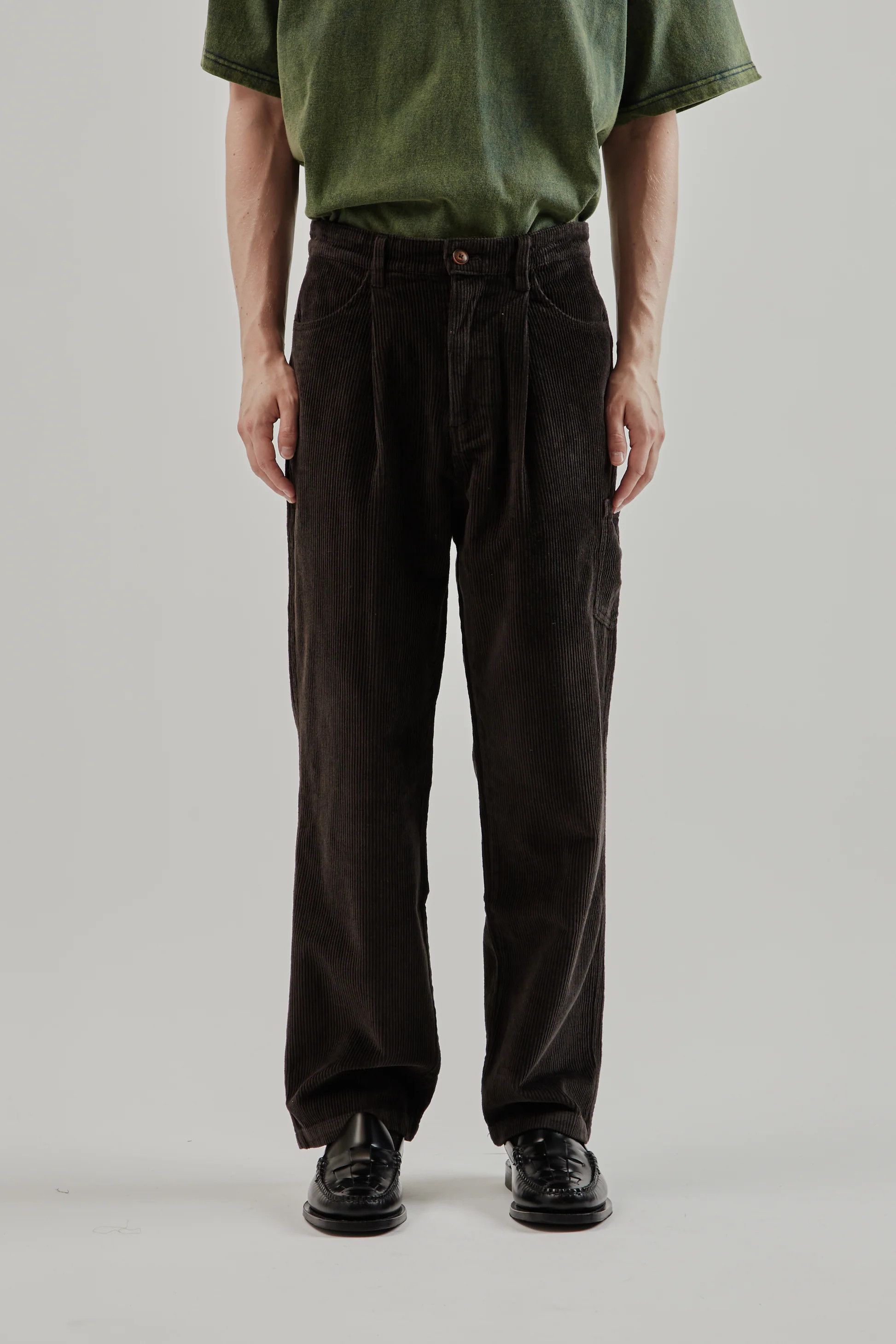 FrizmWORKS Corduroy wide one tuck pants Size US 31 - 2 Thumbnail