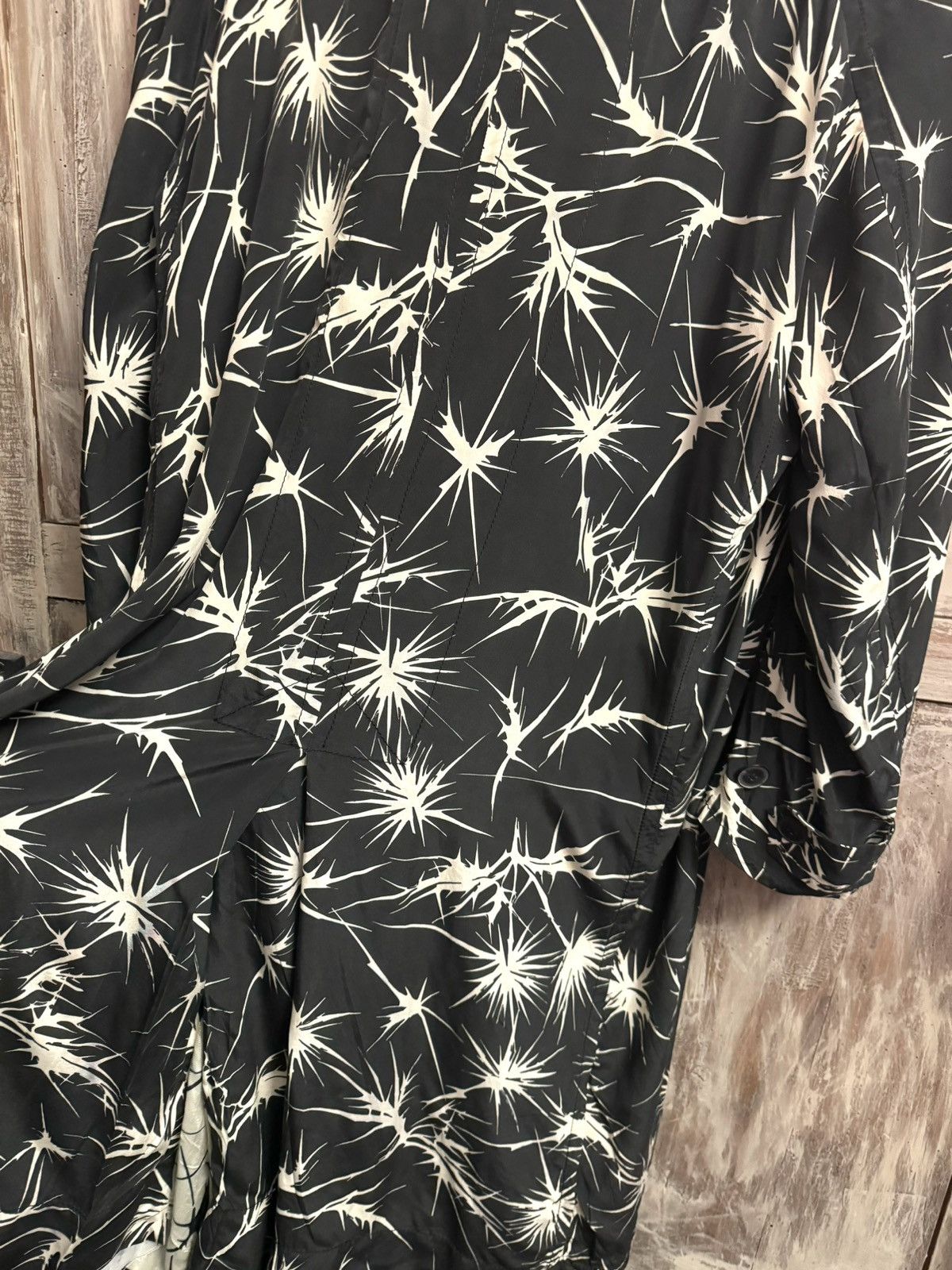 Haider Ackermann haider Ackermann floral slik printed coat 42 wo Size M / US 6-8 / IT 42-44 - 10 Thumbnail