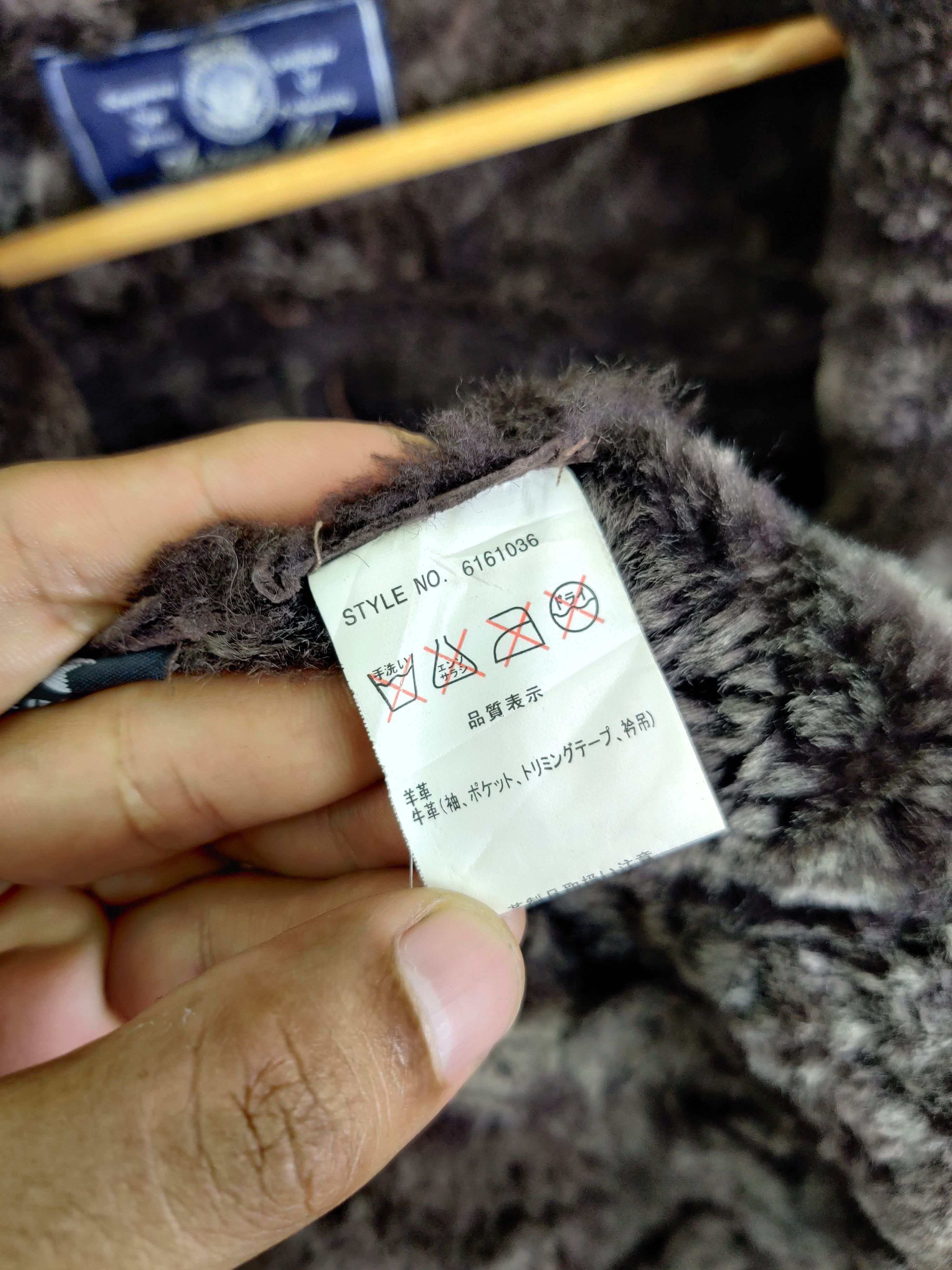 Avirex Vintage Avirex Patchwork Shearling Sheepskin Leather Coat Size US L / EU 52-54 / 3 - 13 Thumbnail