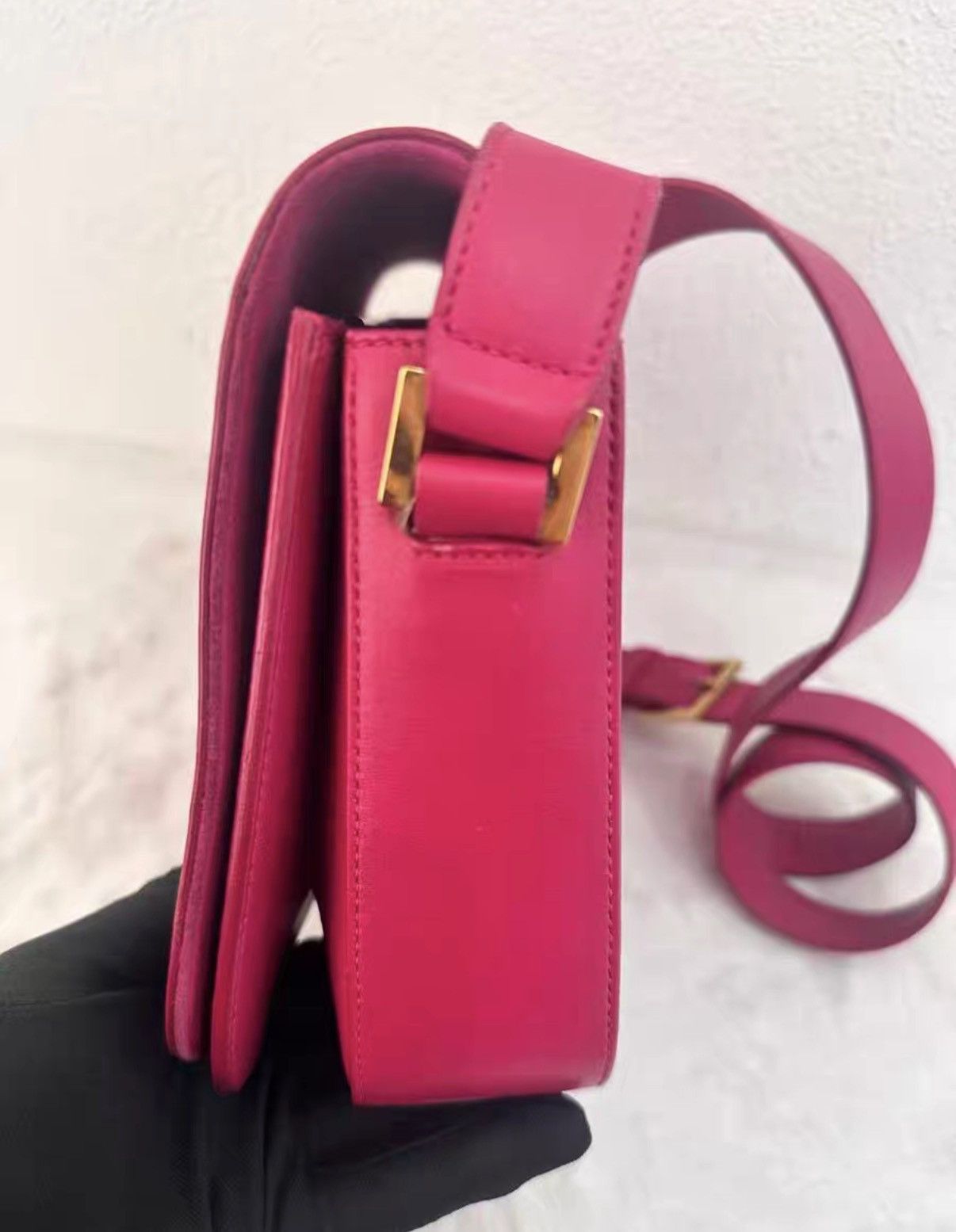 Yves Saint Laurent YSL Chyc fuchsia Y-lock crossbody & shoulder bag J38 Size ONE SIZE - 3 Thumbnail