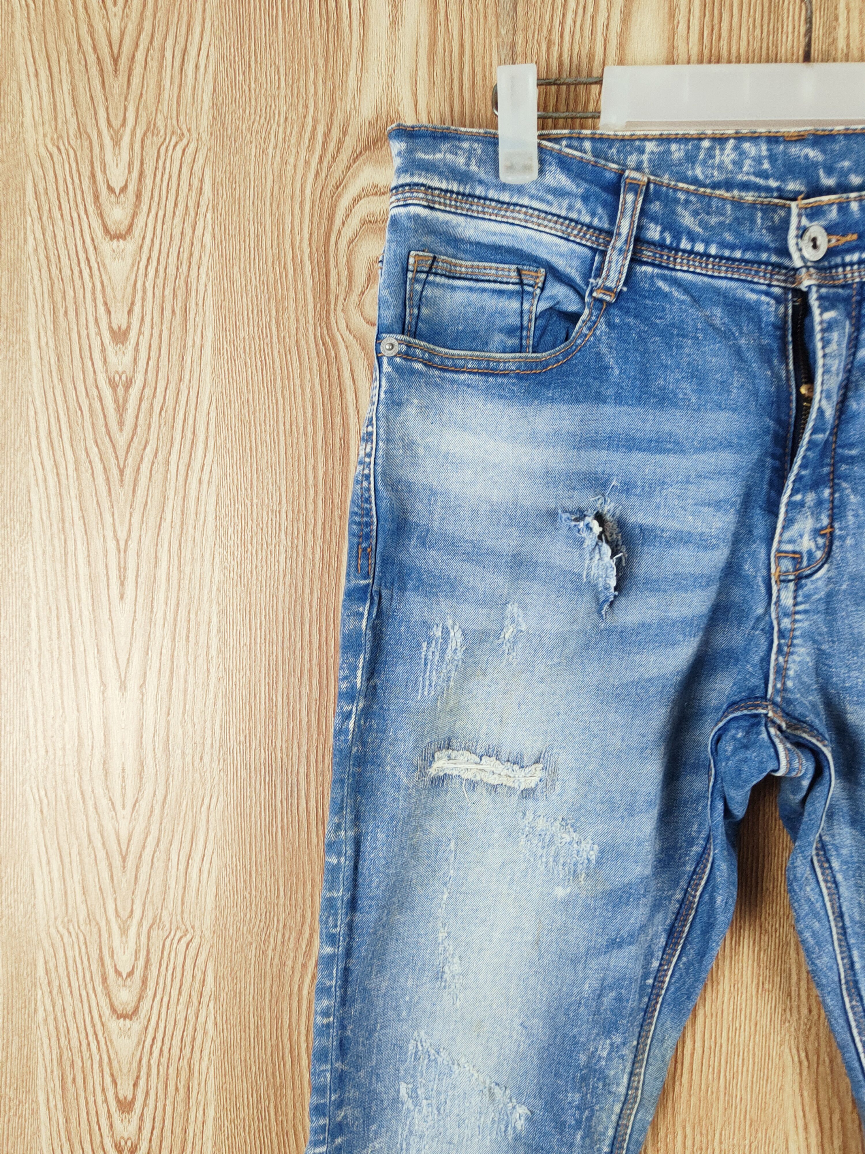 Japanese Brand Avail Blue Distressed Ripped Jeans #W022 Size US 33 - 3 Thumbnail
