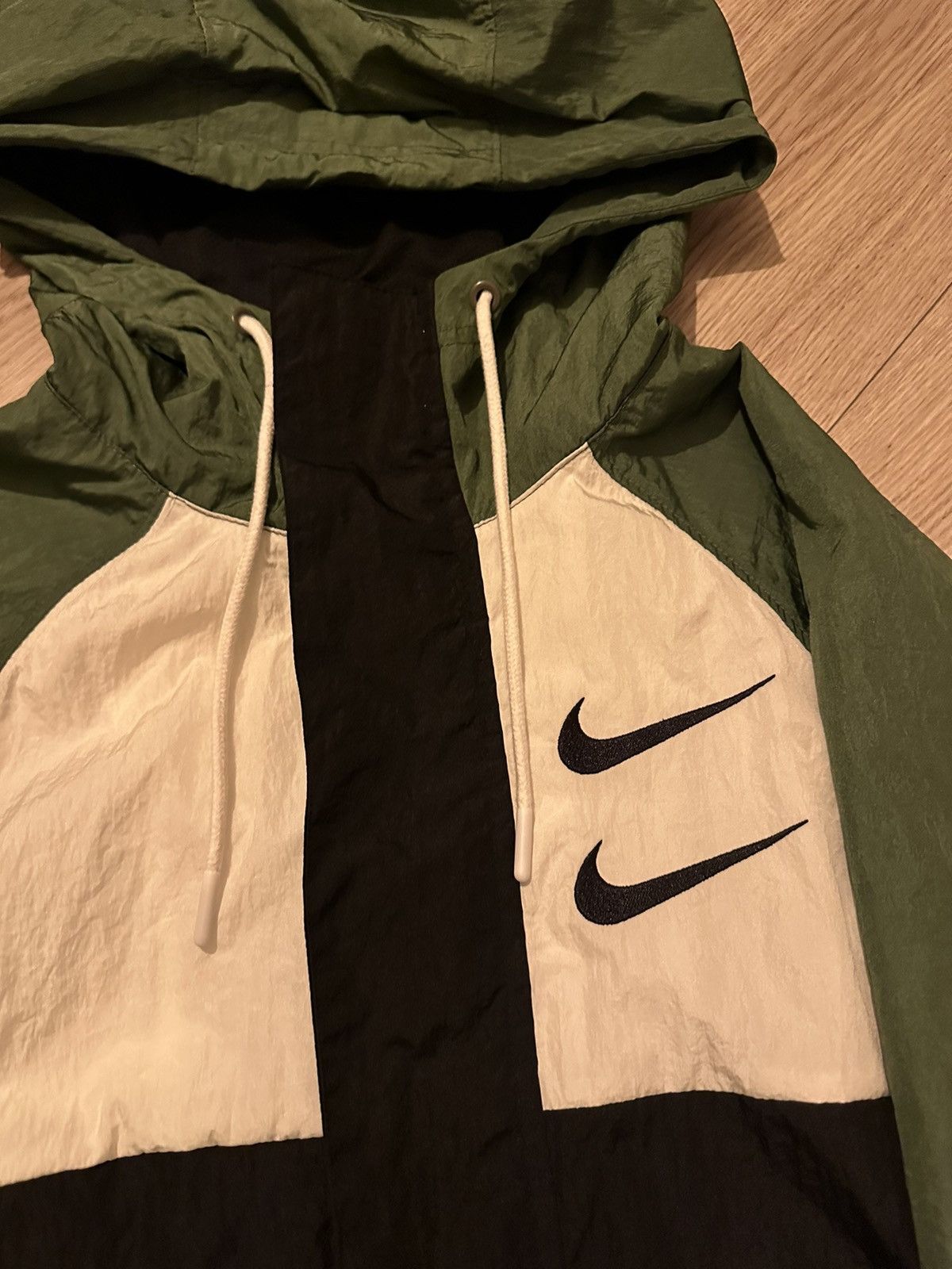 Nike Nike NSW Swoosh Jacked HD Woven Size US XS / EU 42 / 0 - 3 Thumbnail