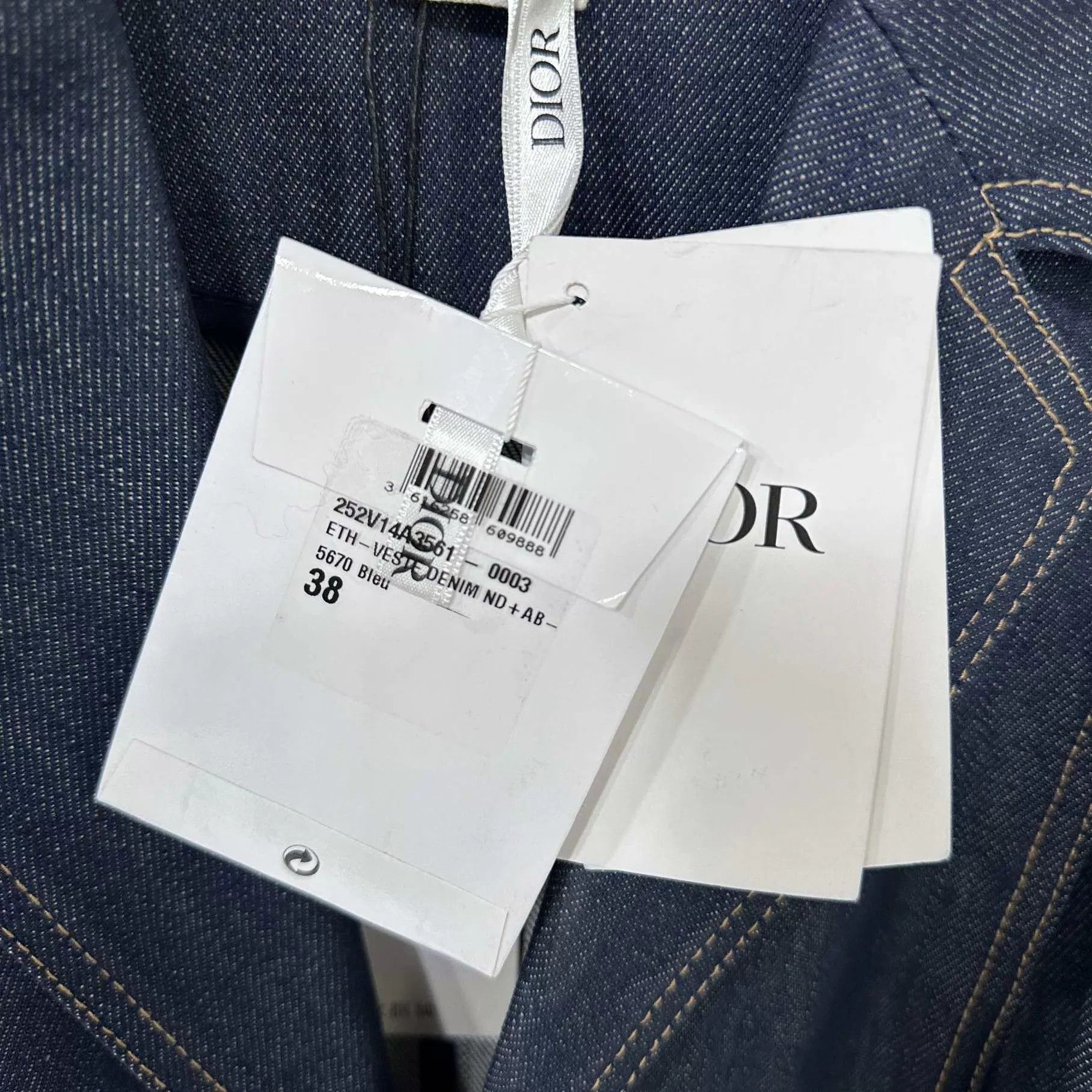 Dior Dior bee embroidery tailored denim jackets Size S / US 4 / IT 40 - 6 Thumbnail