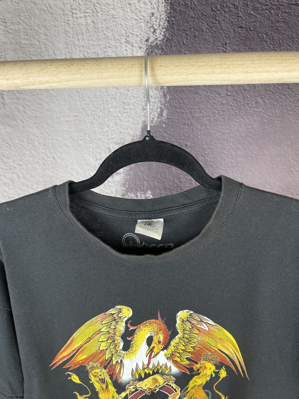 Band Tees Queen 2016 B&C collection vintage band tee shirt Size US XL / EU 56 / 4 - 5 Thumbnail