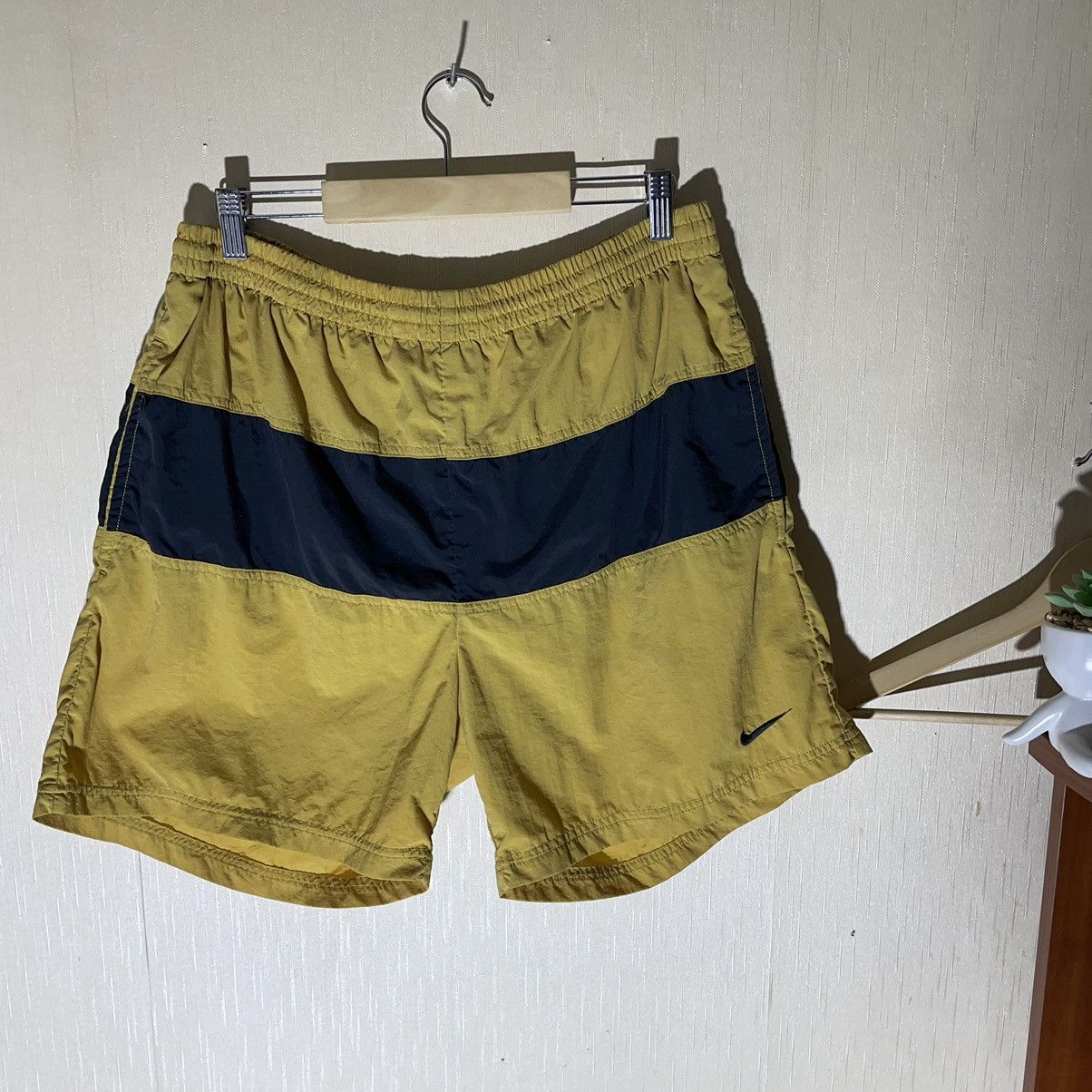 Nike × Vintage Nike vintage shorts 90s Size US 34 / EU 50 - 2 Thumbnail
