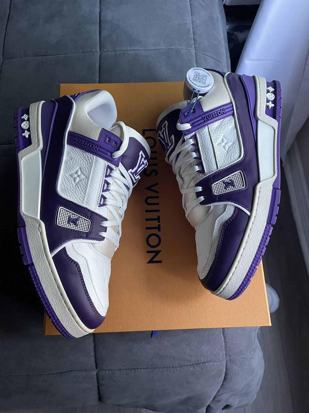 Louis Vuitton Louis Vuitton White Purple Monogram Trainer Size US 9.5 / EU 42-43 - 3 Thumbnail