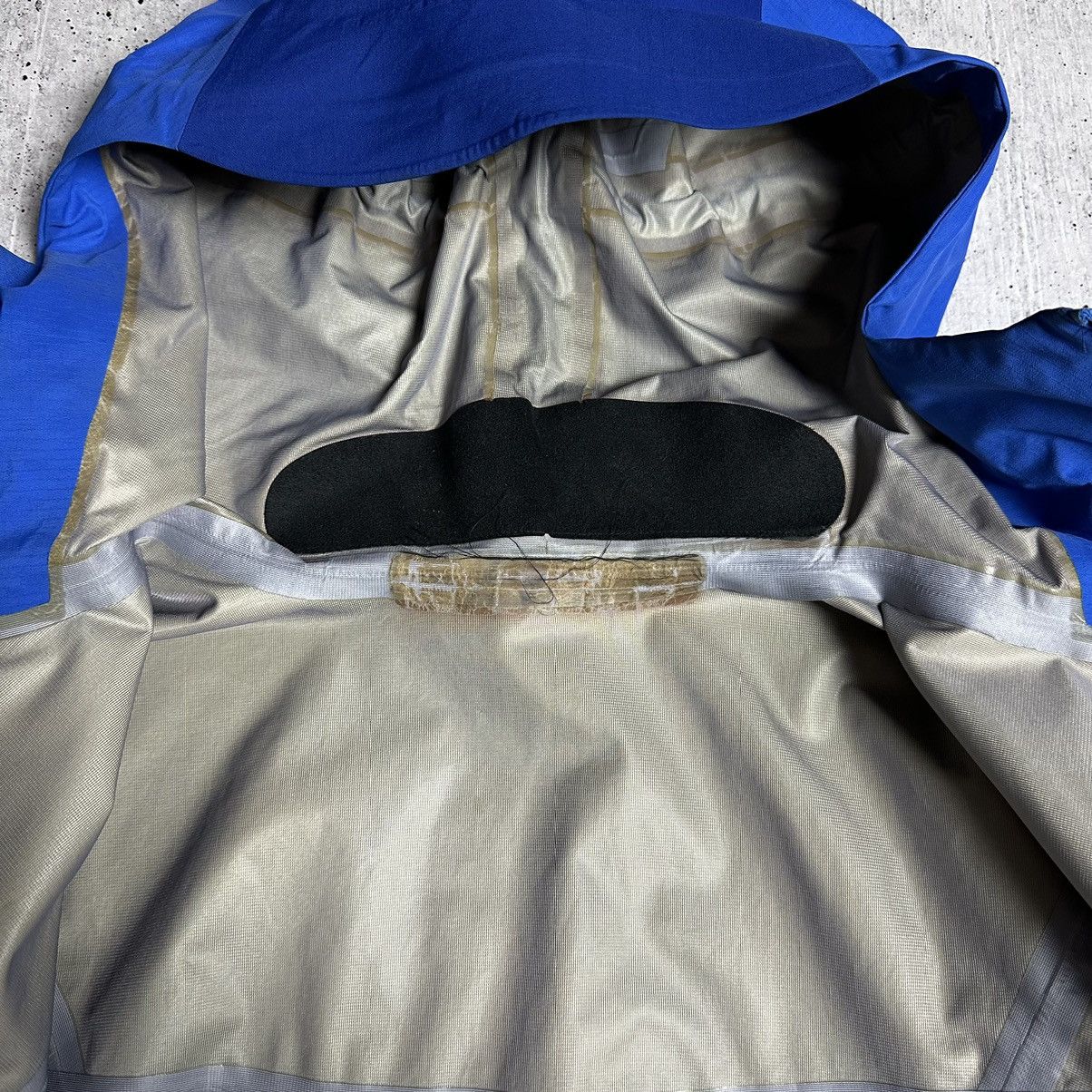 Arc'teryx Arcteryx Alpha SV Gore Tex XCR Vintage Jacket Size M / US 6-8 / IT 42-44 - 10 Thumbnail