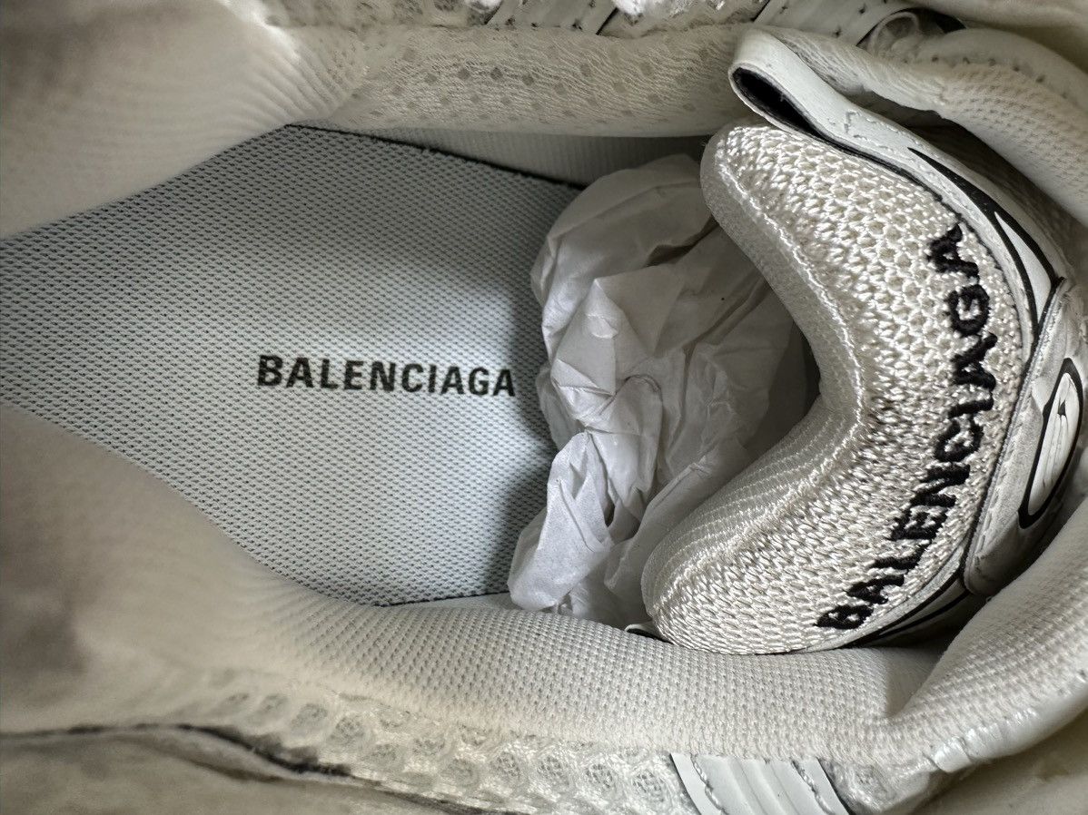 Balenciaga Balenciaga Runner White Made In Italy Size US 14 / EU 47 - 6 Thumbnail