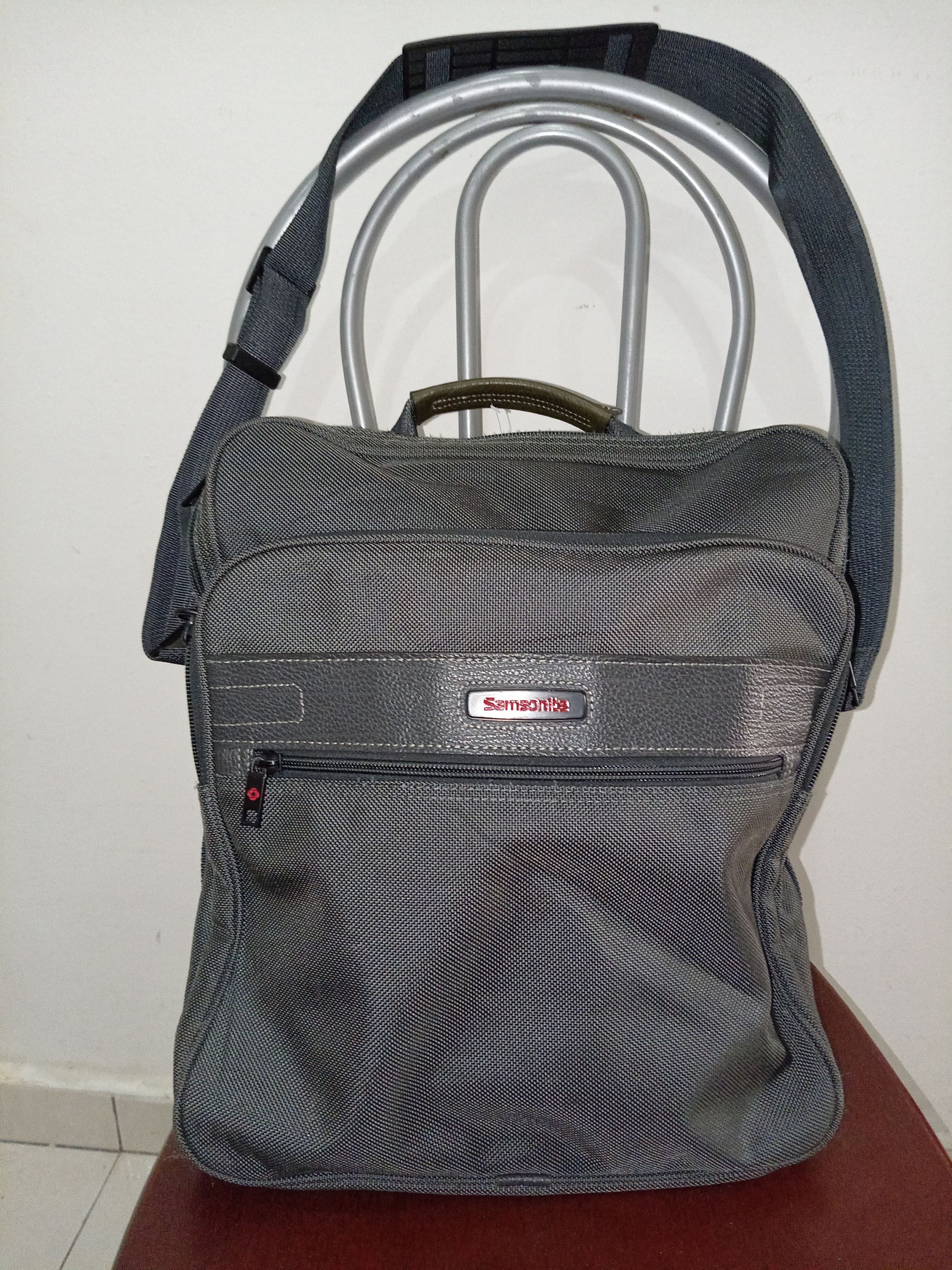 image of Samsonite Japanese Luggage Messenger Sling Bag in Grey, Men's