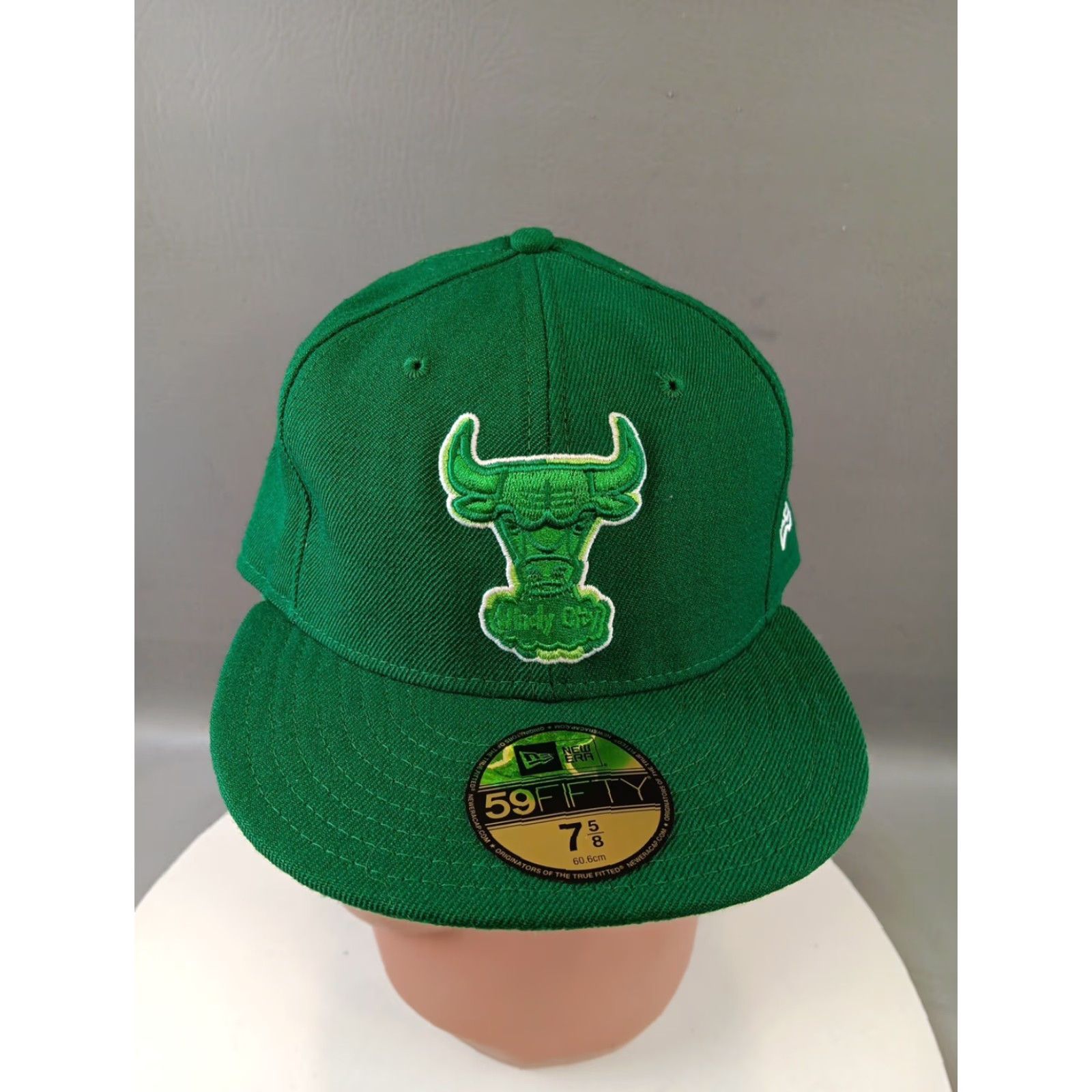 New Era New Era Windy City Chicago Bulls Fitted 59Fifty Hat Green 7 5/8 Mens NBA Basketball Cap Size ONE SIZE - 5 Thumbnail