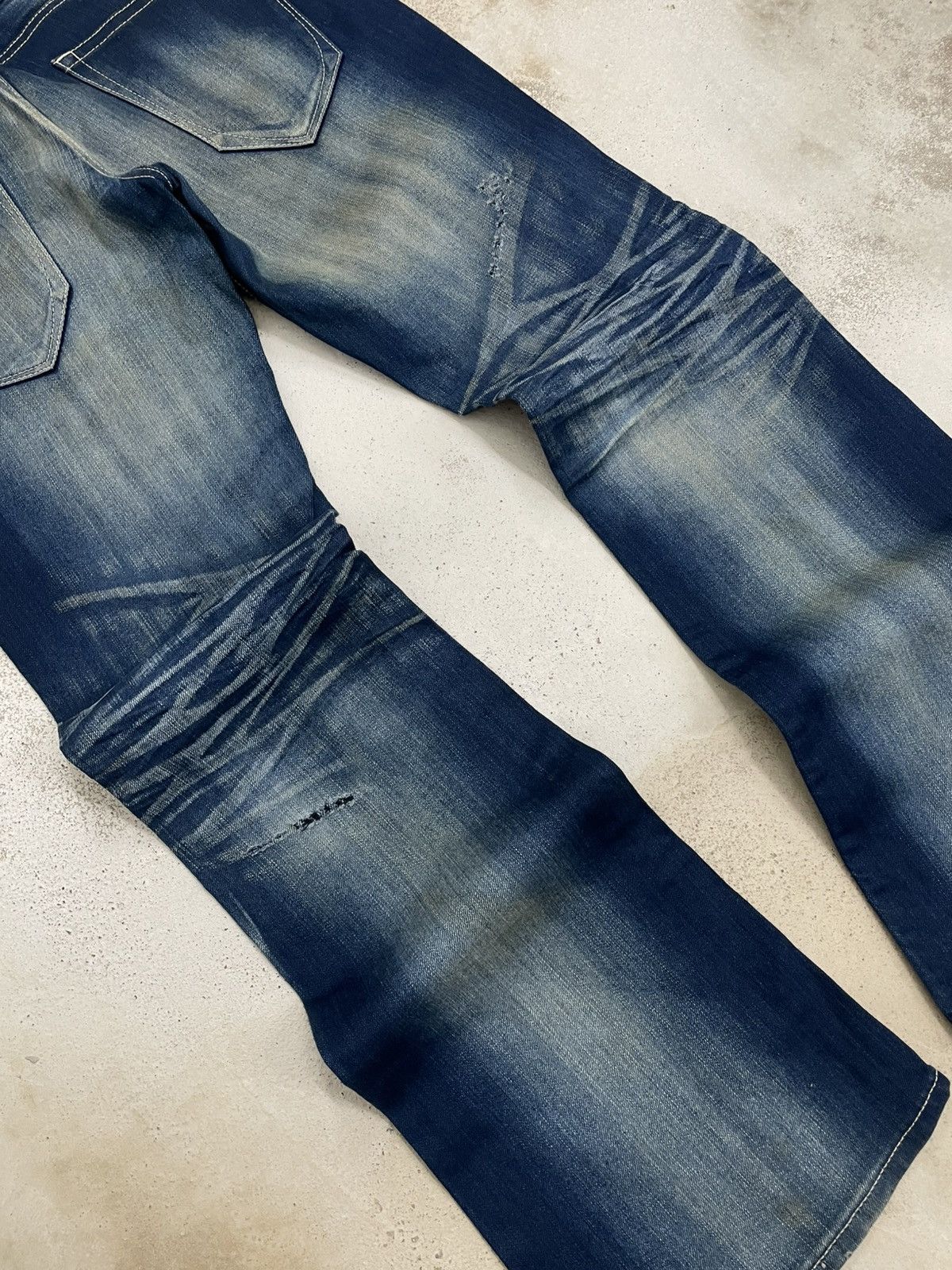 Vanquish Vintage Japan Designer Vanquish Gold Mudwash Flared Denim Size US 32 / EU 48 - 9 Thumbnail