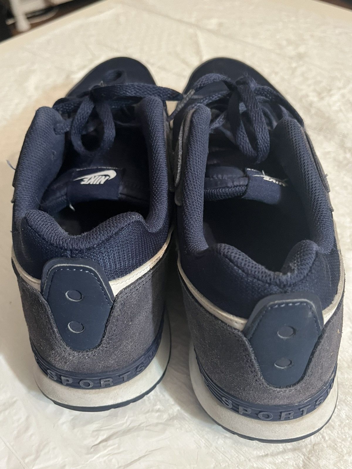 Nike Nike Venture Runner Midnight Navy - CK2944-400 Size US 11.5 / EU 44-45 - 3 Thumbnail