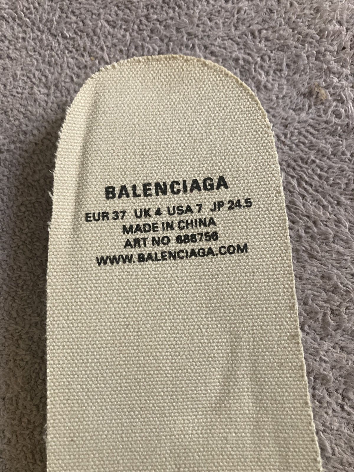 Balenciaga Balenciaga Ivory Paris Distressed High-Top Sneaker Shoes 37 Size US 7 / IT 37 - 10 Thumbnail