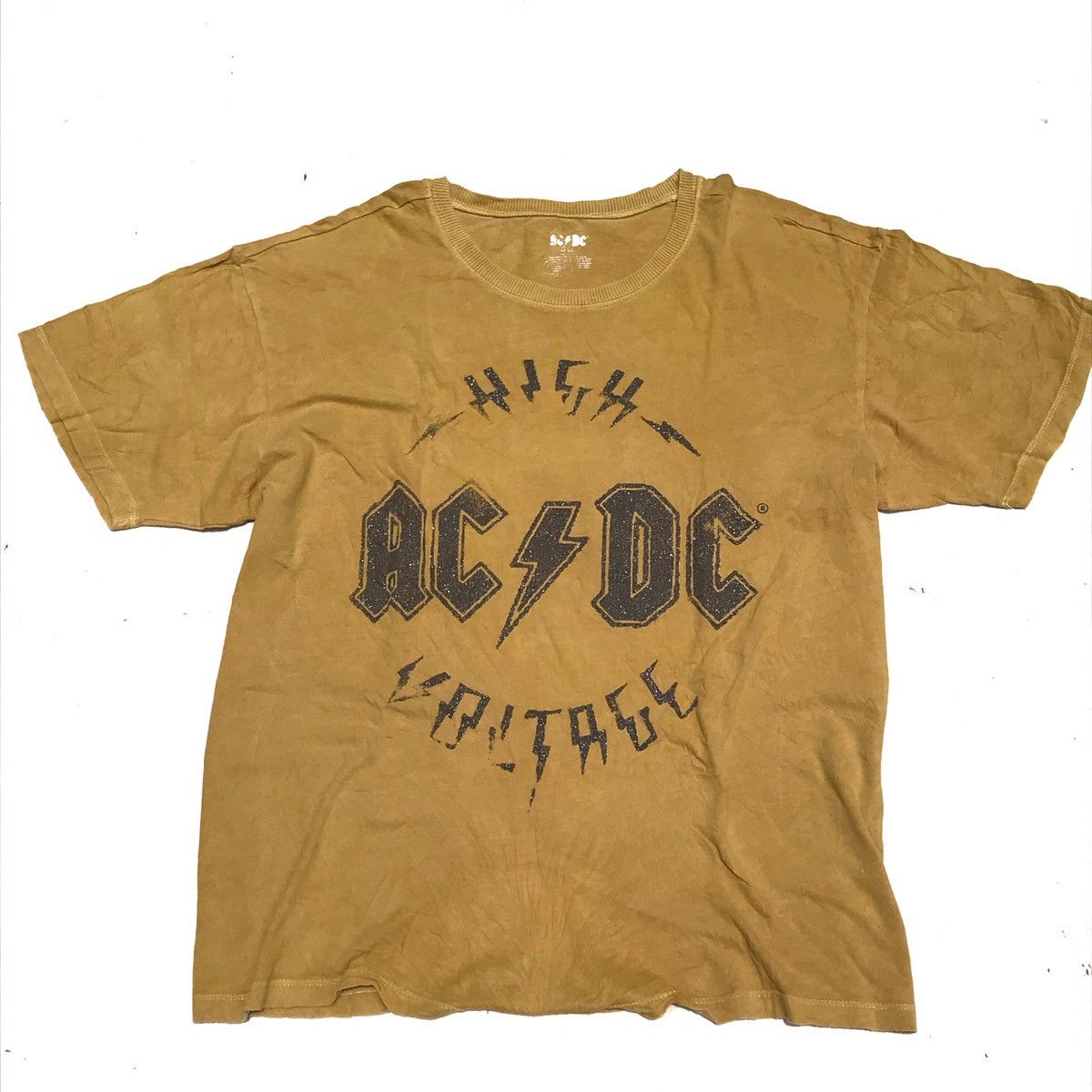 AC/DC × Band Tees AC DC tshirt glamrock band rock n roll tshirt yellow mustard Size US L / EU 52-54 / 3 - 1 Thumbnail