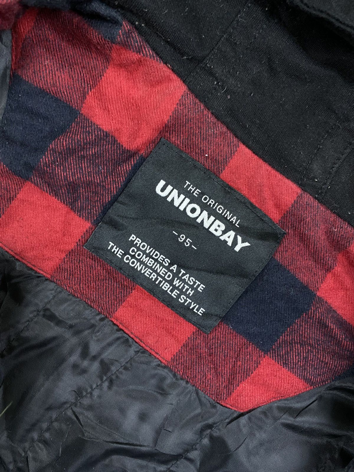 UNIONBAY Vintage UNIONBAY Red & Black Checked Zip-Up Hooded Jacket Size US M / EU 48-50 / 2 - 10 Thumbnail