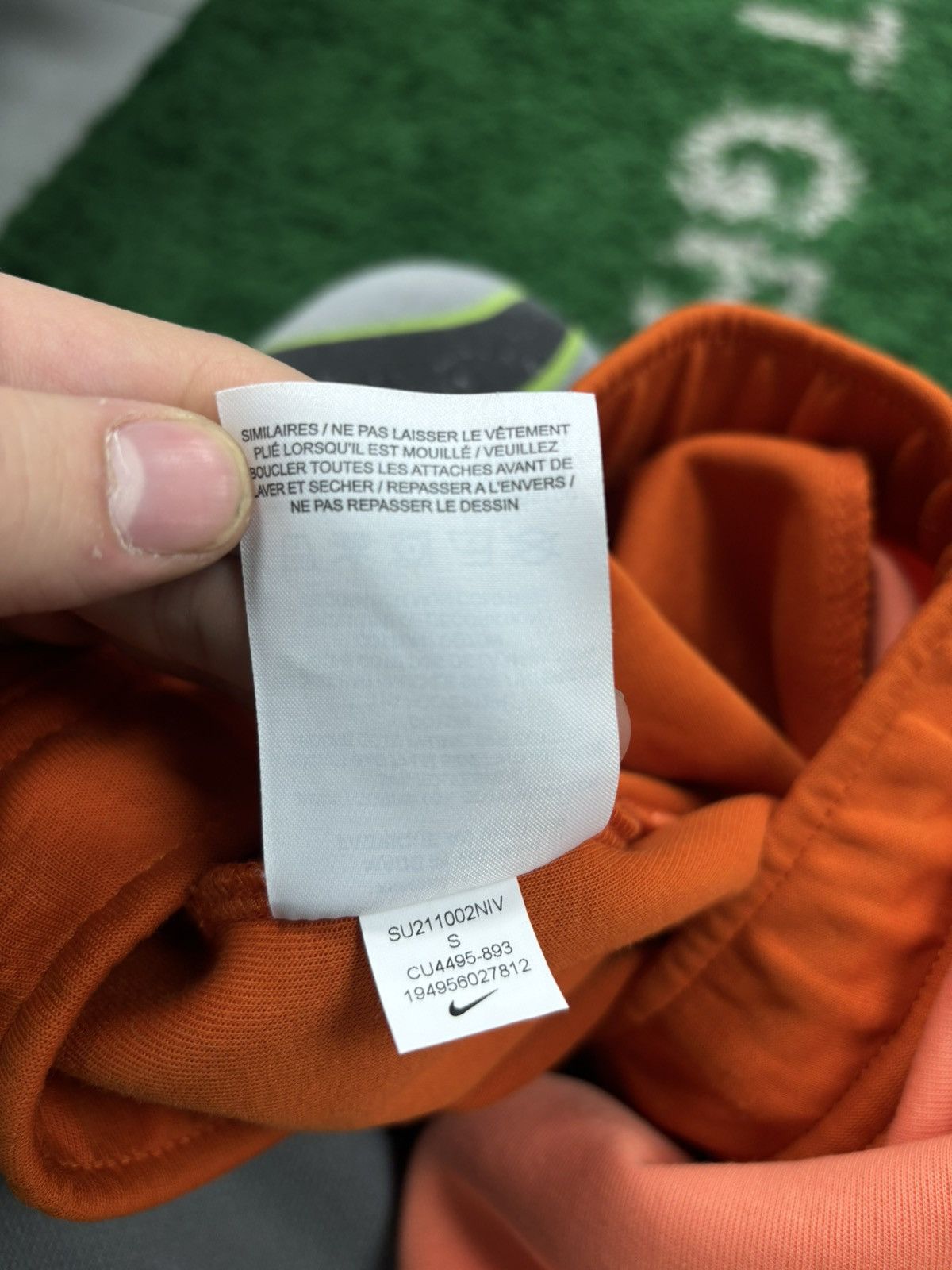 Nike Nike tech orange sweatpants small Size US 30 / EU 46 - 4 Thumbnail