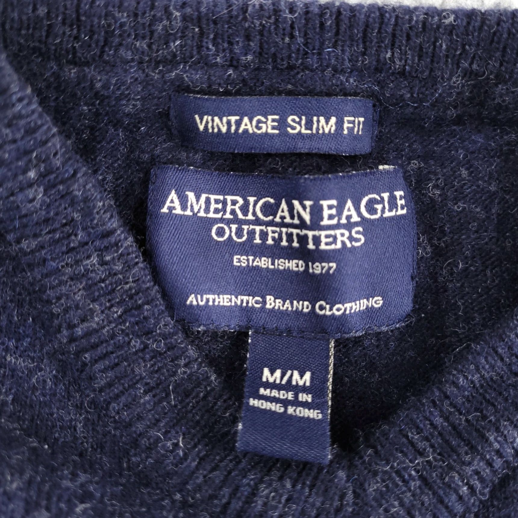 American Eagle Outfitters American Eagle Wool Sweater Men's Medium Navy Blue Lambswool V Neck Size US M / EU 48-50 / 2 - 3 Thumbnail