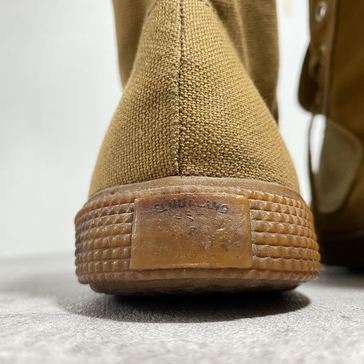 Helmut Lang HELMUT LANG DUCK CANVAS HIGH TOP SNEAKERS Size US 8 / EU 41 - 6 Thumbnail