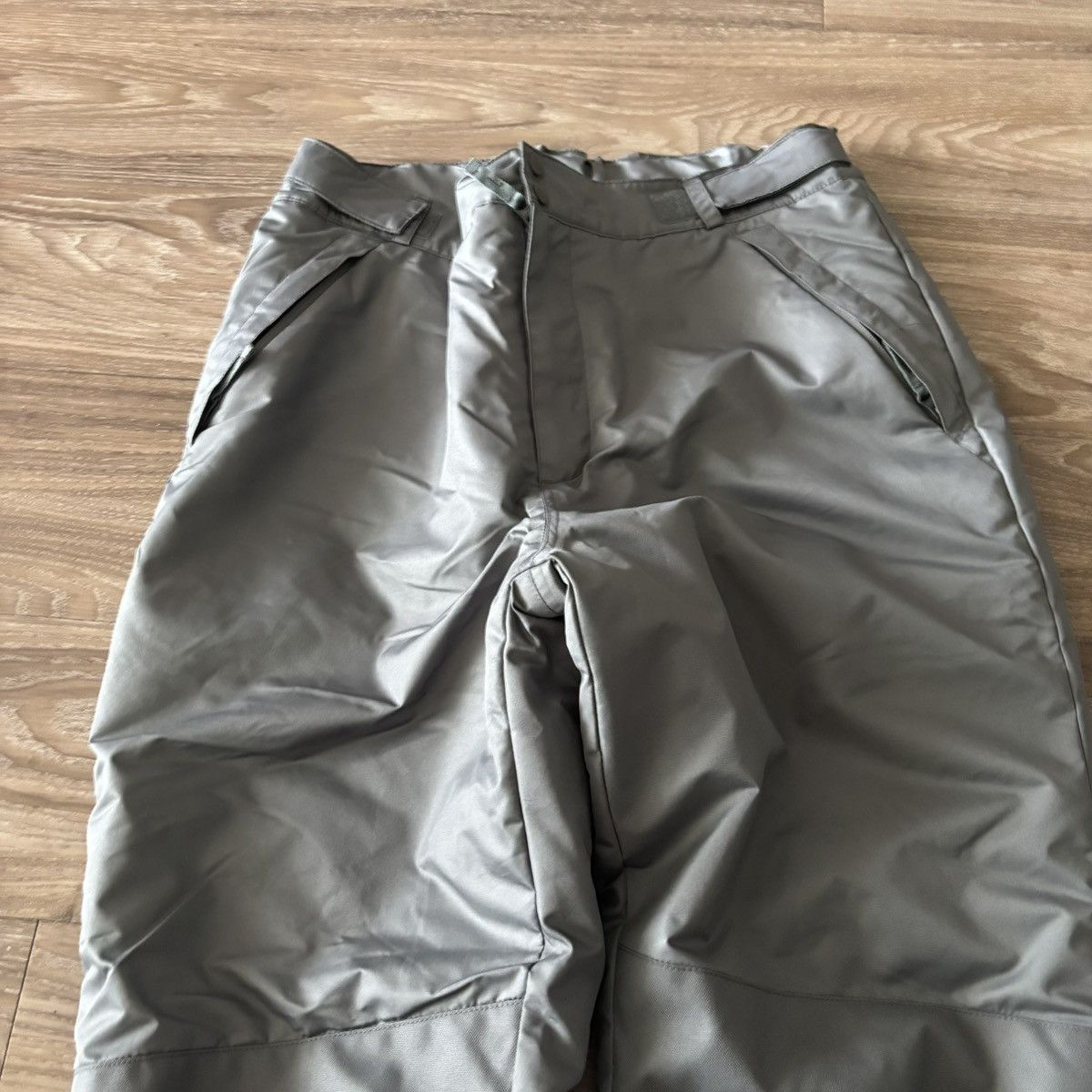 Vintage Crazy Vintage Y2K/2000s Baggy Grey Ski Gorpcore Snow Pants! 36x30 Size US 36 / EU 52 - 5 Thumbnail