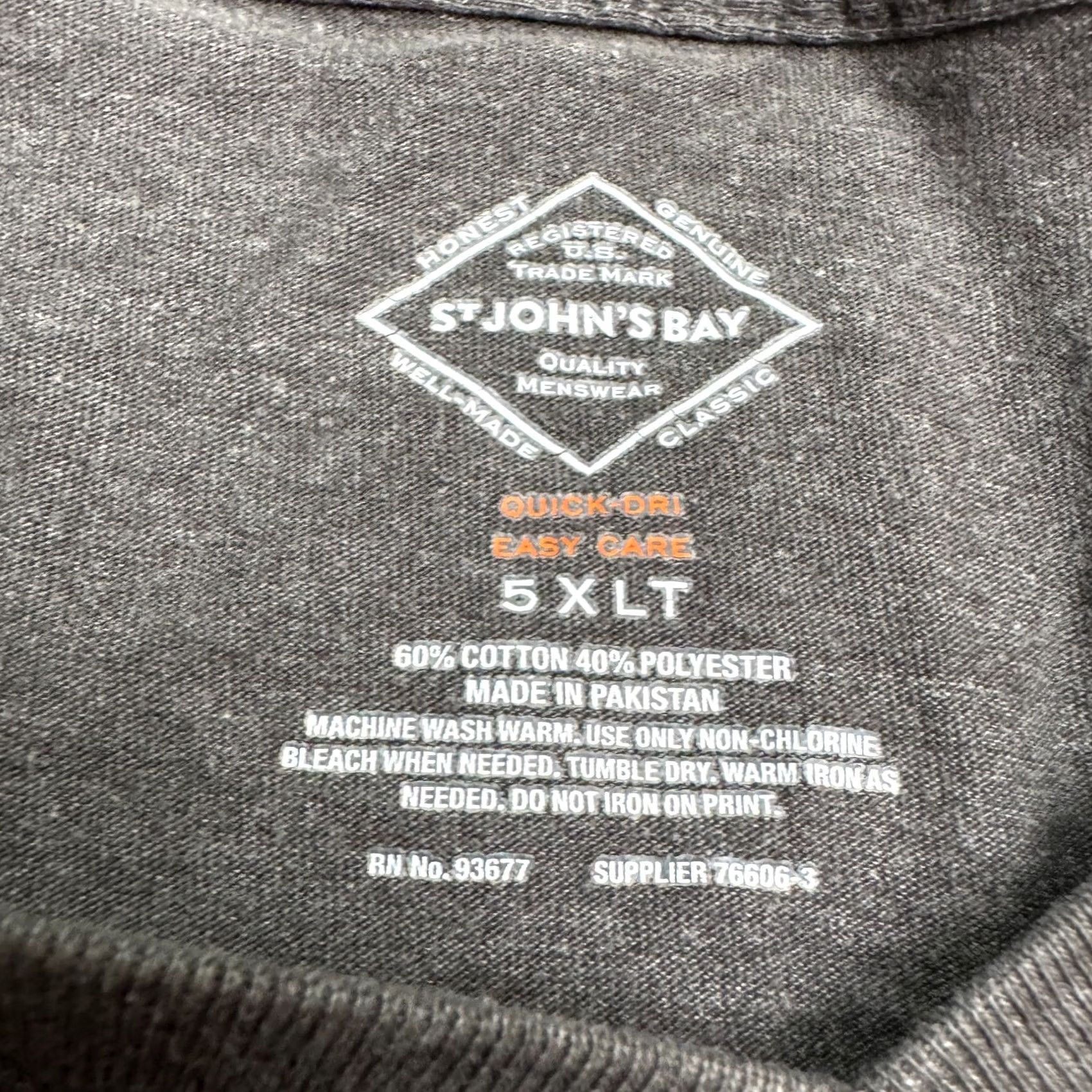 Vintage St. John's Bay T-Shirt Mens 5XL Gray V-Neck Tee Short Sleeve Basic Easy Care Quick-Dri Basic Tee Regular Fit Big & Tall Size US XXL / EU 58 / 5 - 3 Thumbnail