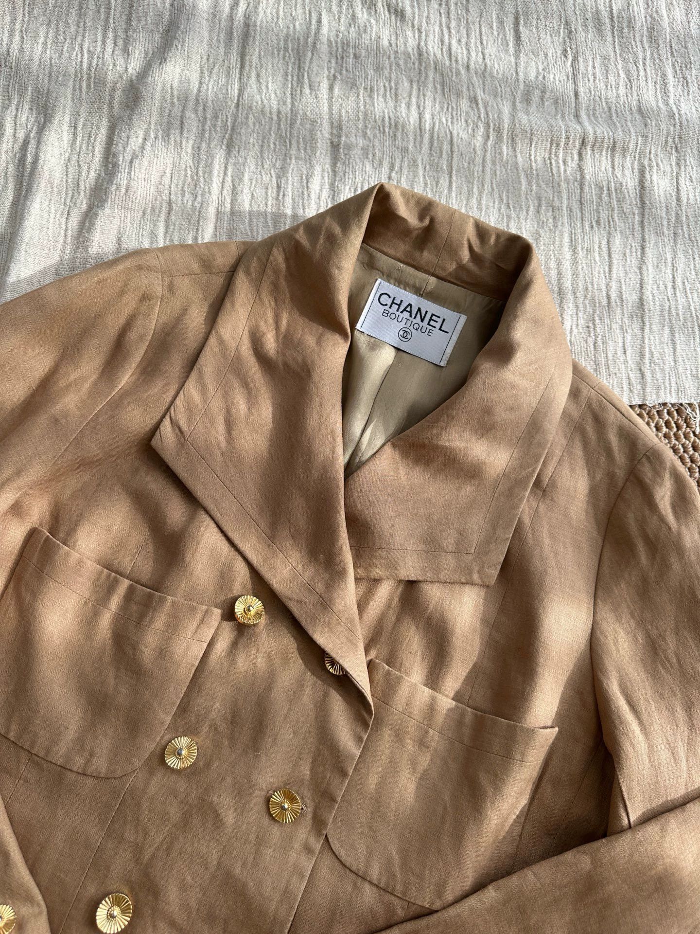 Chanel CHANEL Gold-Button Linen-Silk 4-Pocket DB Jkt Wmn Brown Size L / US 10 / IT 46 - 8 Thumbnail