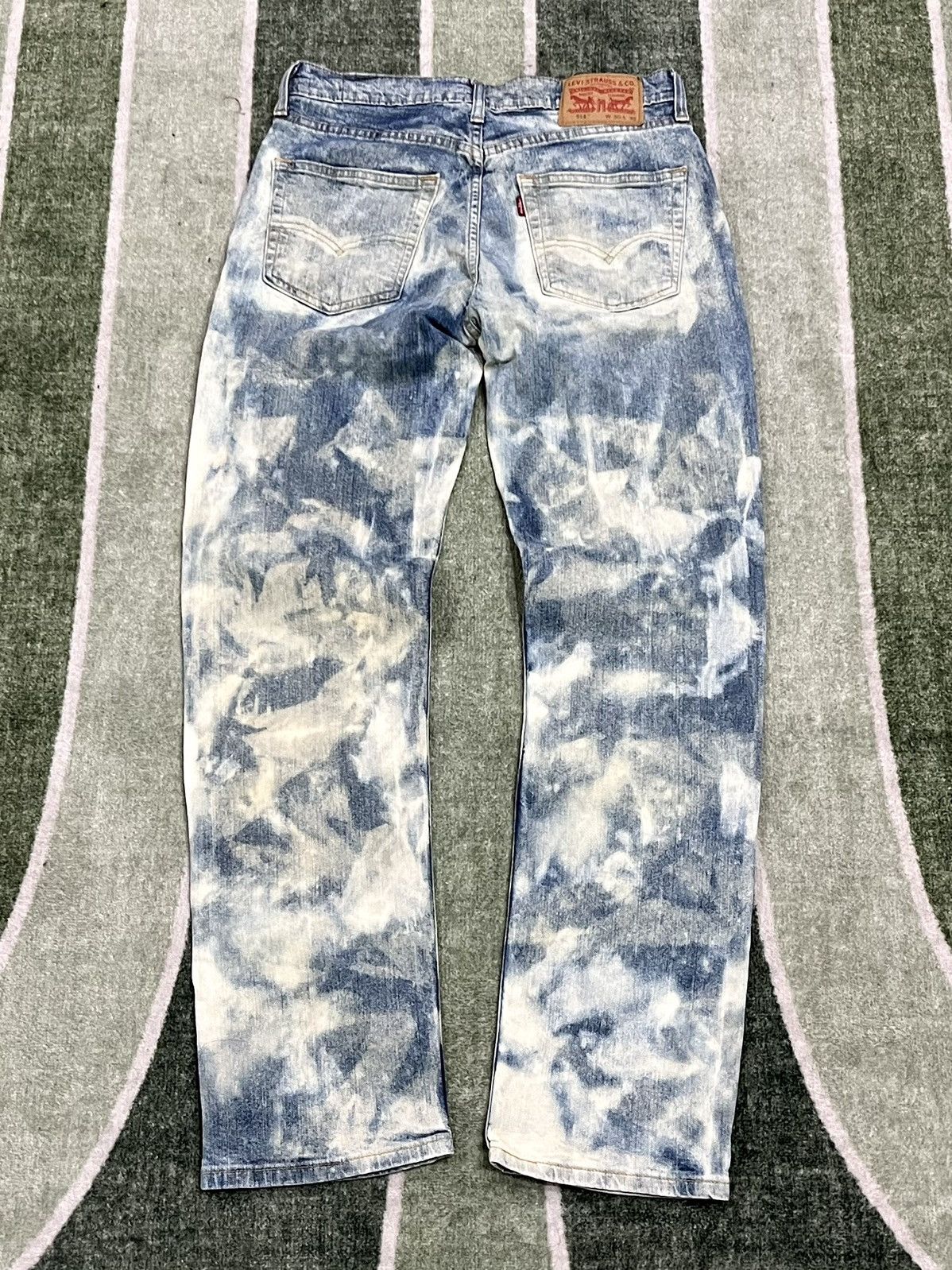 Levi's Custom Bleached Levi’s 514 Size US 30 / EU 46 - 1 Thumbnail
