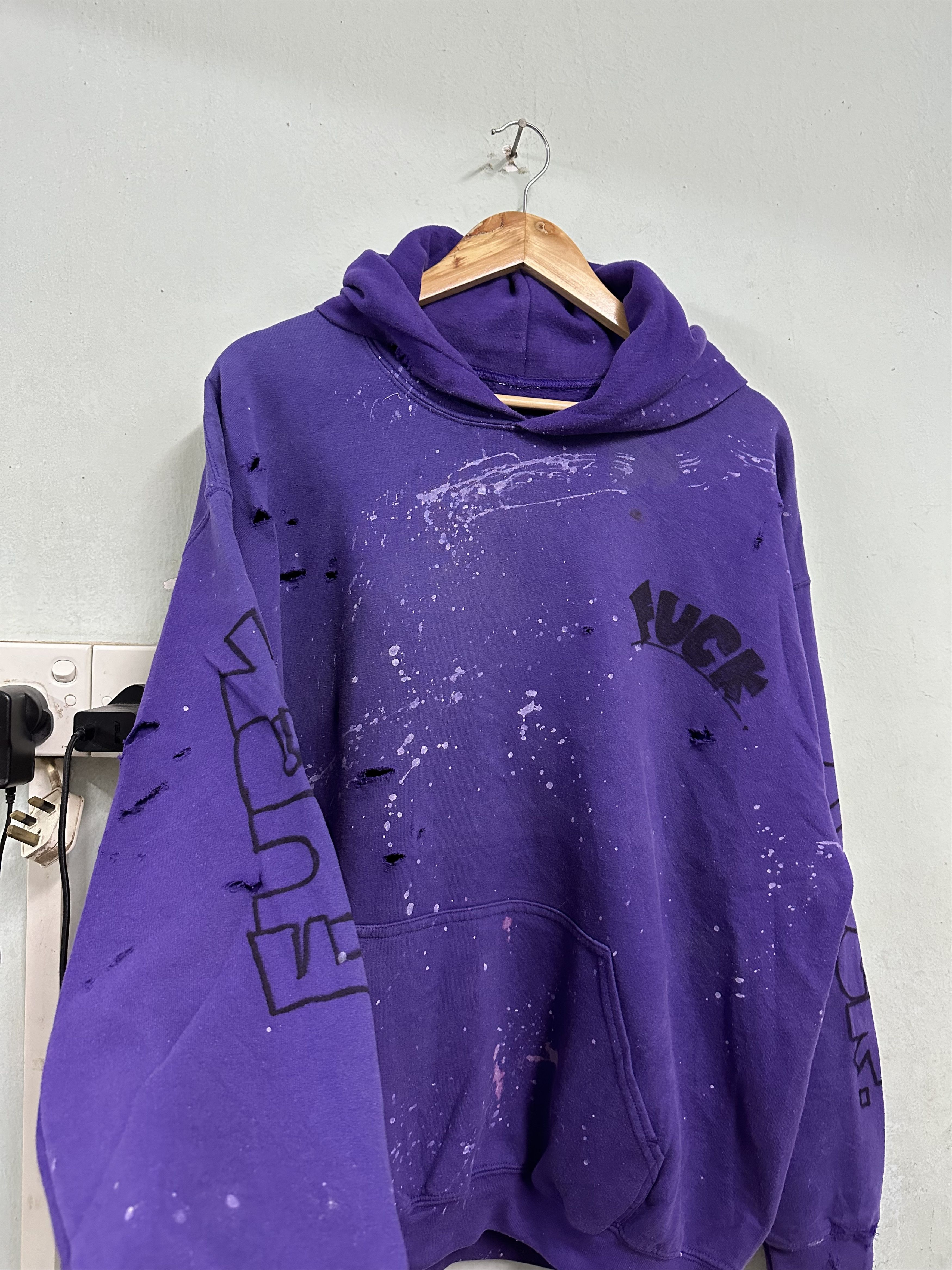 Vintage Vintage THRASHED FUCK Paint Splatter Purple Hoodie Size US M / EU 48-50 / 2 - 10 Thumbnail
