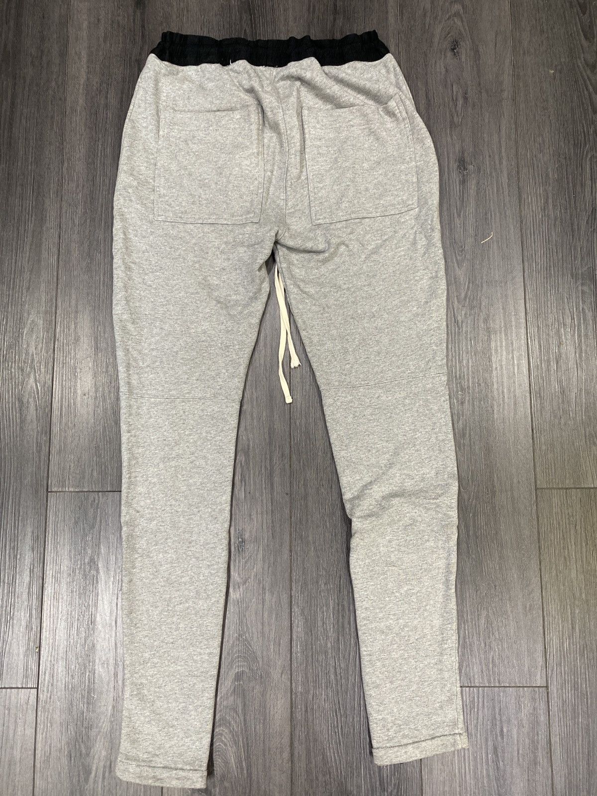 Essentials × Fear of God Fear of God Essentials Gray Sweatpants Sz M Size US 30 / EU 46 - 2 Thumbnail