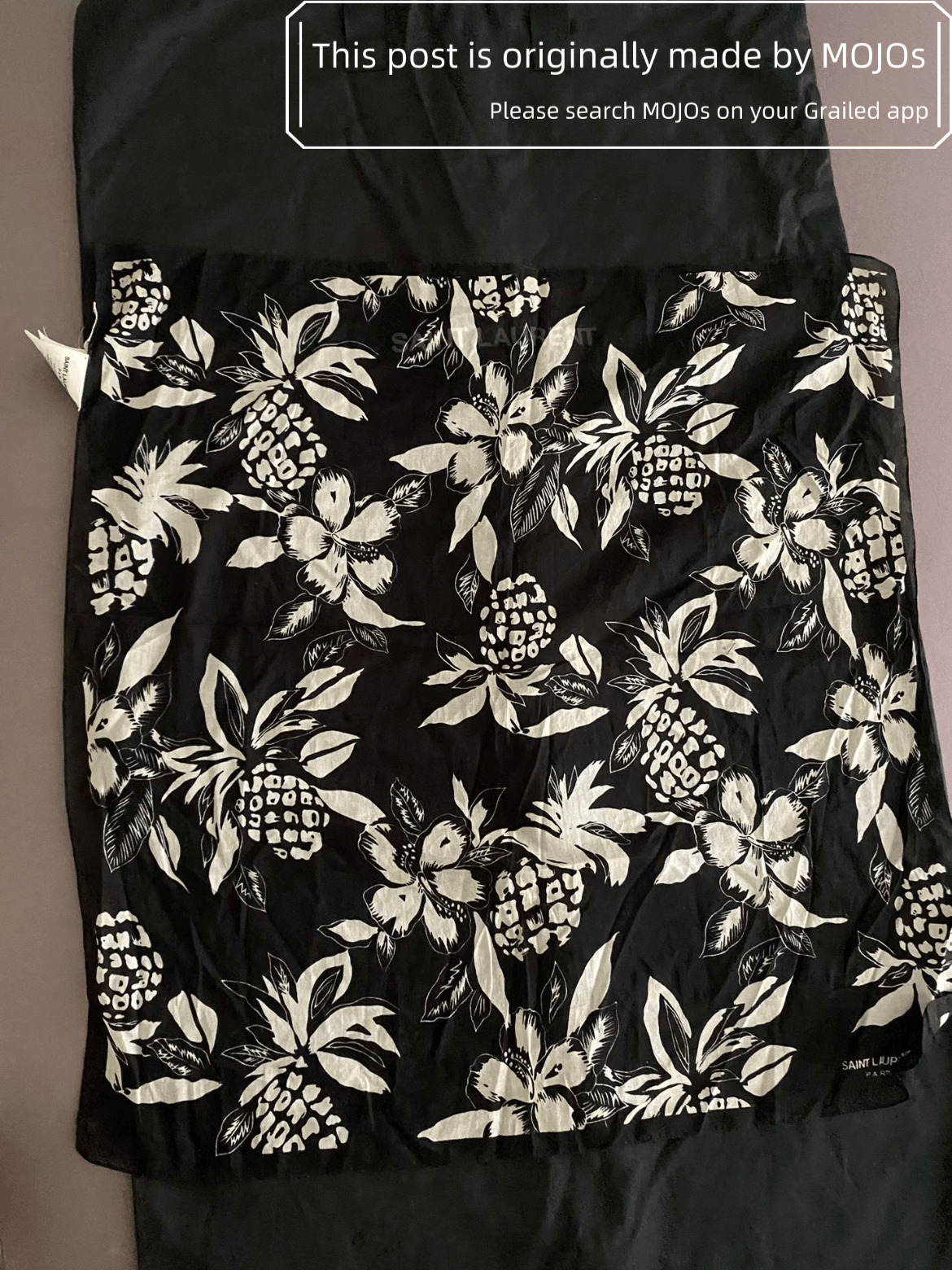 Saint Laurent Paris Saint Laurent Paris 16AW Pineapple Pattern Silk Scarf mojos Size ONE SIZE - 1 Thumbnail