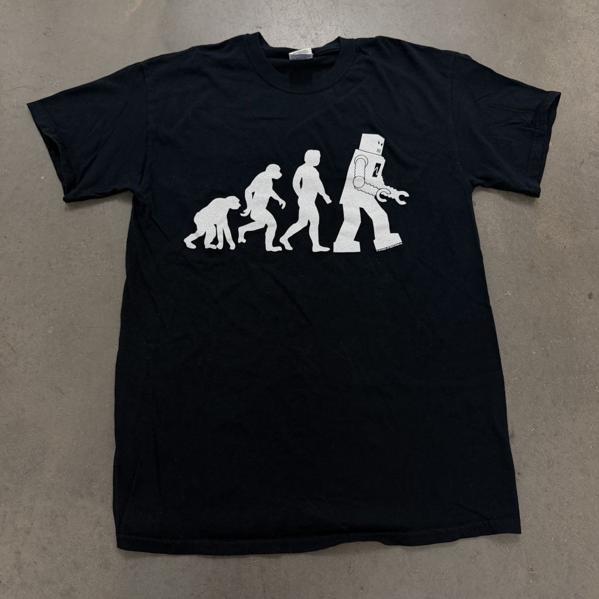 Gildan Robot Evolution Graphic T Shirt Black Gildan Heavy Cotton Te Size US M / EU 48-50 / 2 - 1 Thumbnail