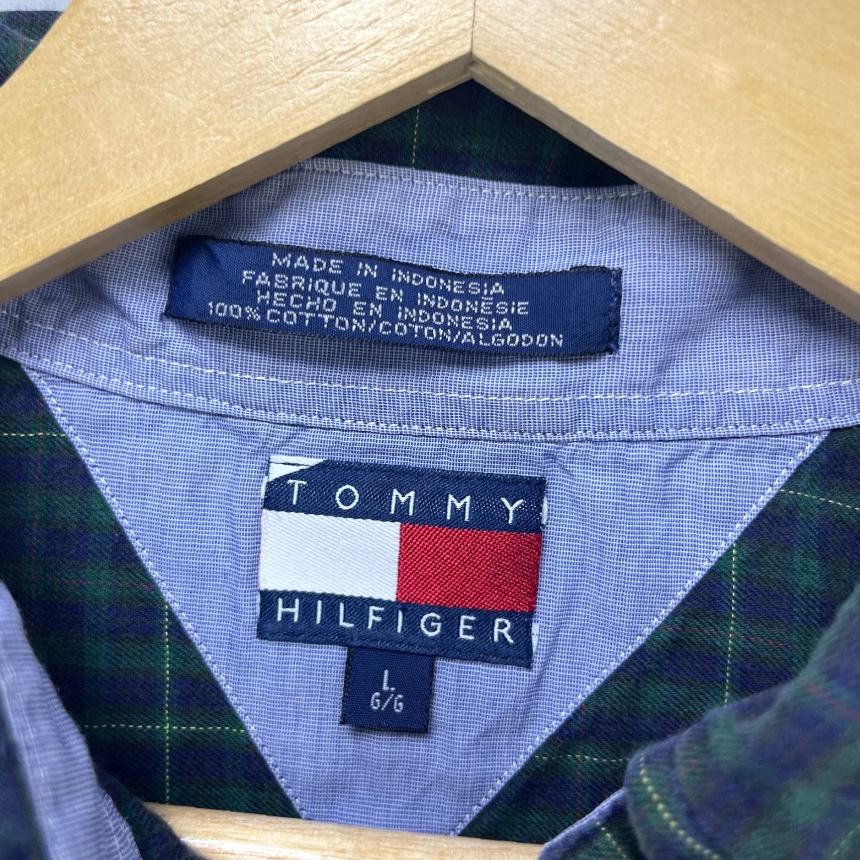 Tommy Hilfiger Vintage Tommy Hilfiger Button-Up Plaid Short Sleeve Shirt Large Mens Green Size US L / EU 52-54 / 3 - 4 Thumbnail