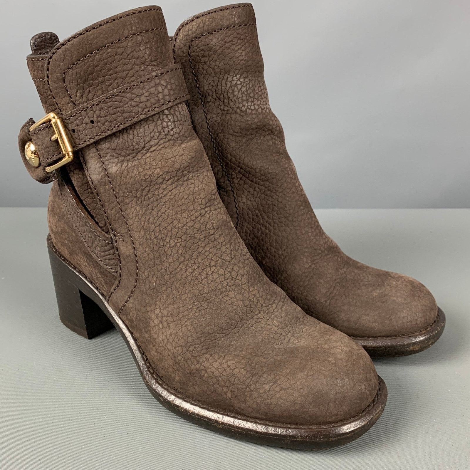 Louis Vuitton LOUIS VUITTON Brown Leather Pebble Grain Chunky Heel Boots Size US 6.5 / IT 36.5 - 1 Thumbnail
