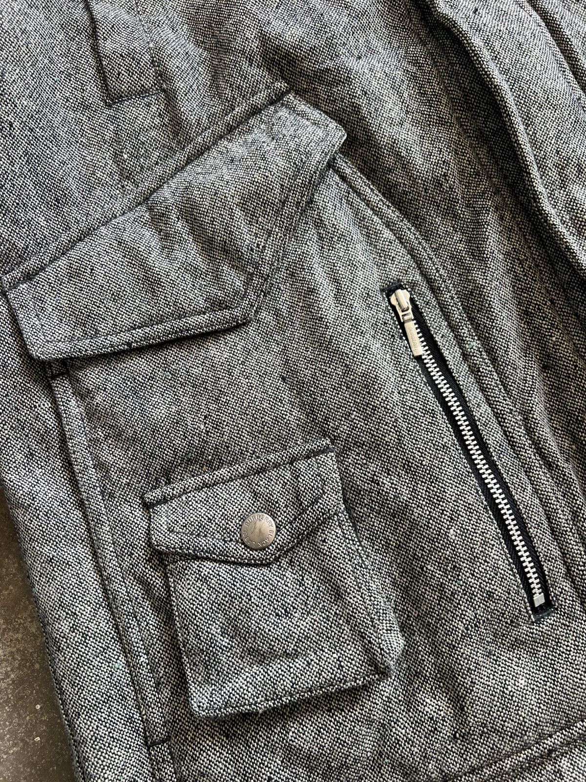 Burberry Vtg Burberry Black Label Multipocket Novacheck Hoodie Jacket Size US L / EU 52-54 / 3 - 7 Thumbnail