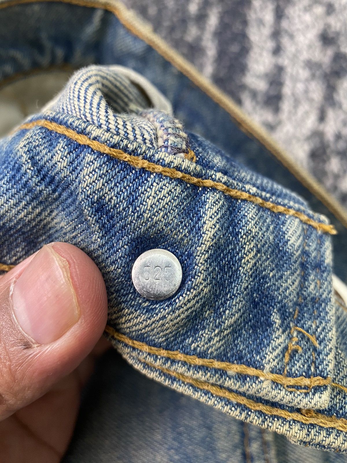 Levi's Vintage Levi’s Distressed Jeans Size US 30 / EU 46 - 15 Thumbnail