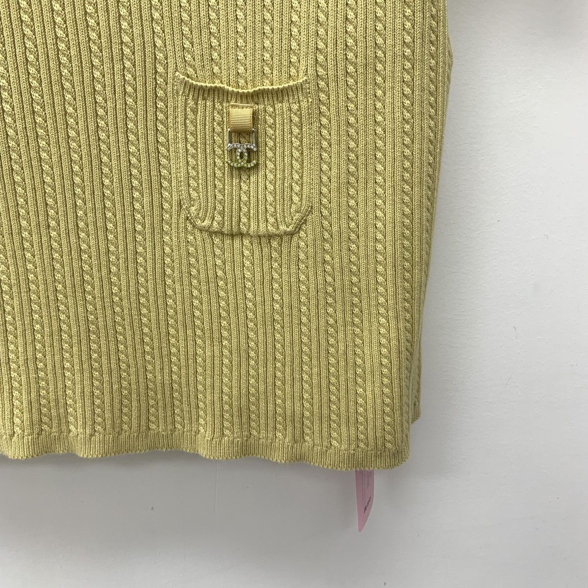 Chanel Chanel Yellow Short Sleeve Knit Top K26WX Size S / US 4 / IT 40 - 4 Thumbnail