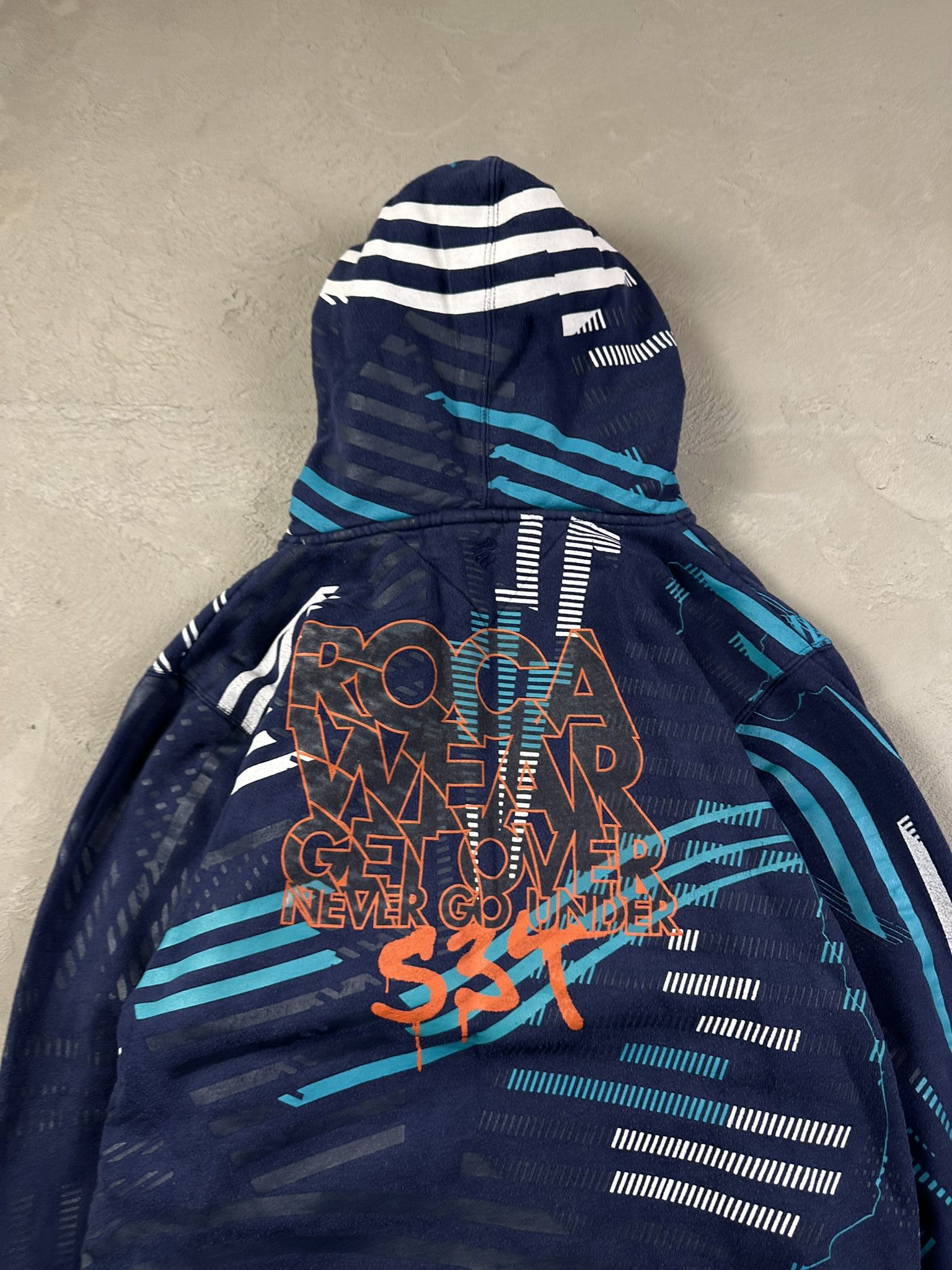 Rocawear Vintage Crazy Y2k Rocawear Fullprint Hiphop Rap Zip Hoodie Size US S / EU 44-46 / 1 - 12 Thumbnail