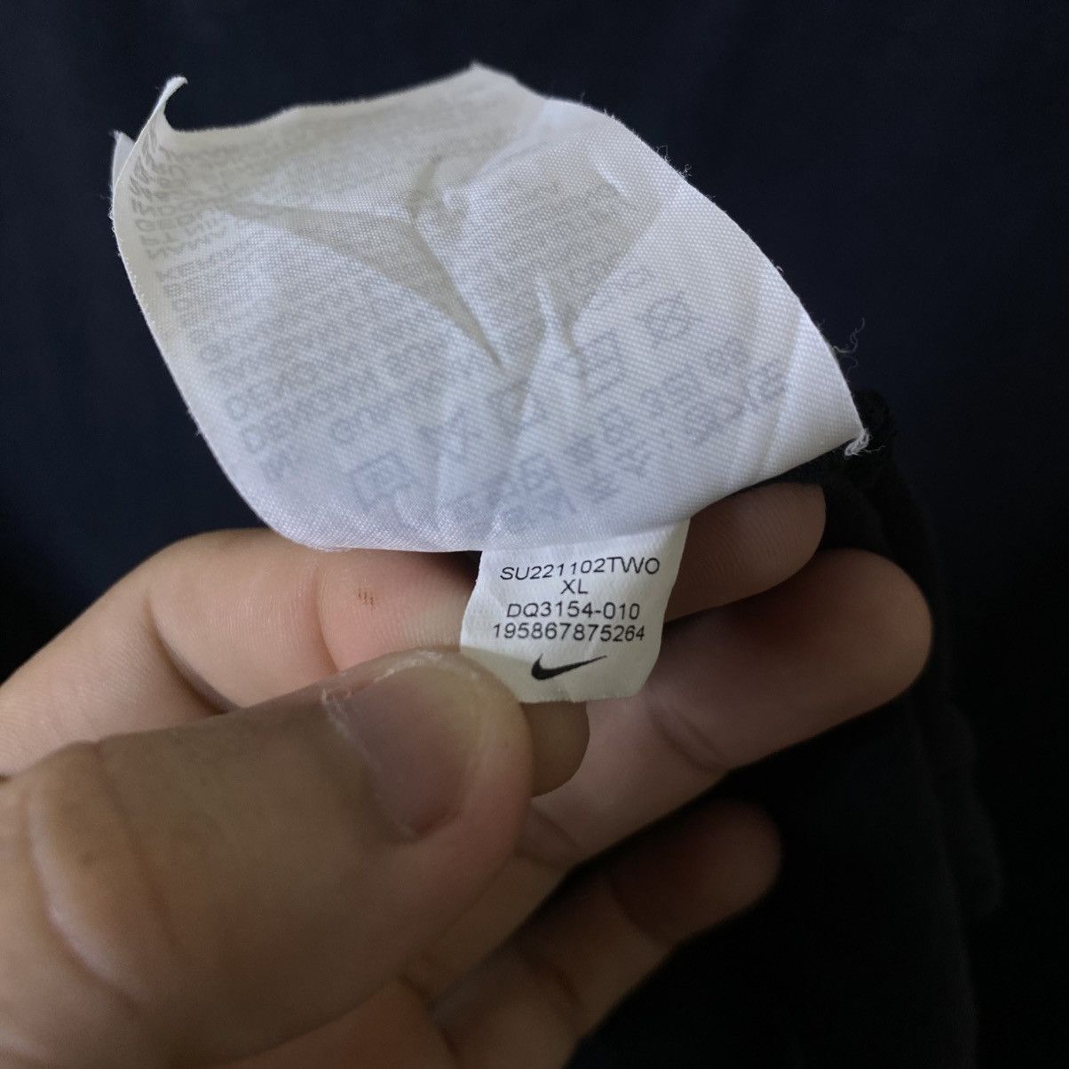 Nike Nike Air Streetwear Modern T Shirt Size US L / EU 52-54 / 3 - 9 Thumbnail