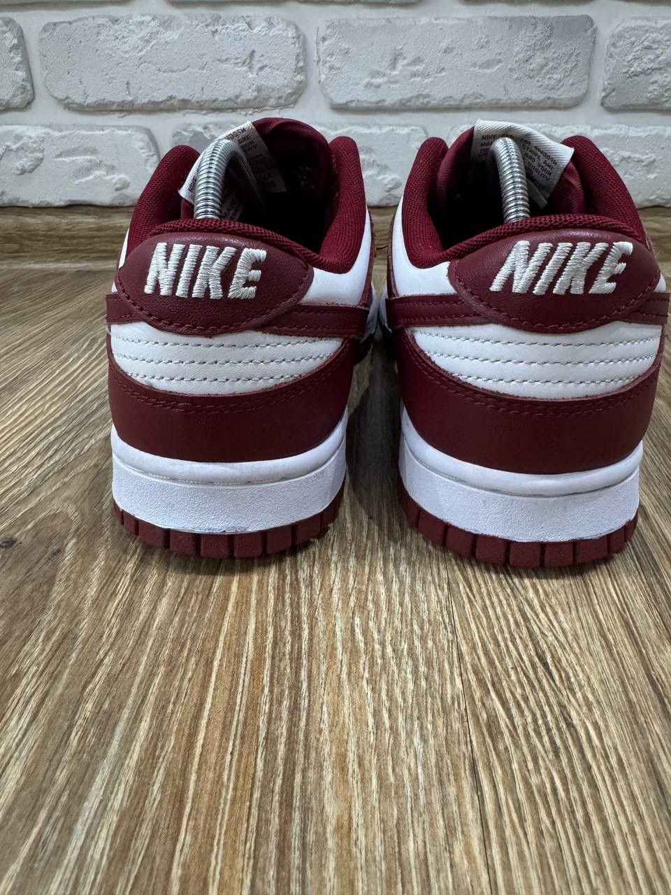 Nike Nike Dunk Low Retro Team Red Size US 7.5 / EU 40-41 - 9 Thumbnail