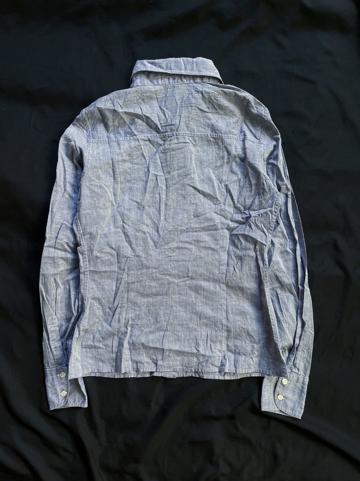 Gucci GUCCI 70S ANCHOR EMBOSSED BUTTON DOWN SHIRT Size S / US 4 / IT 40 - 10 Thumbnail