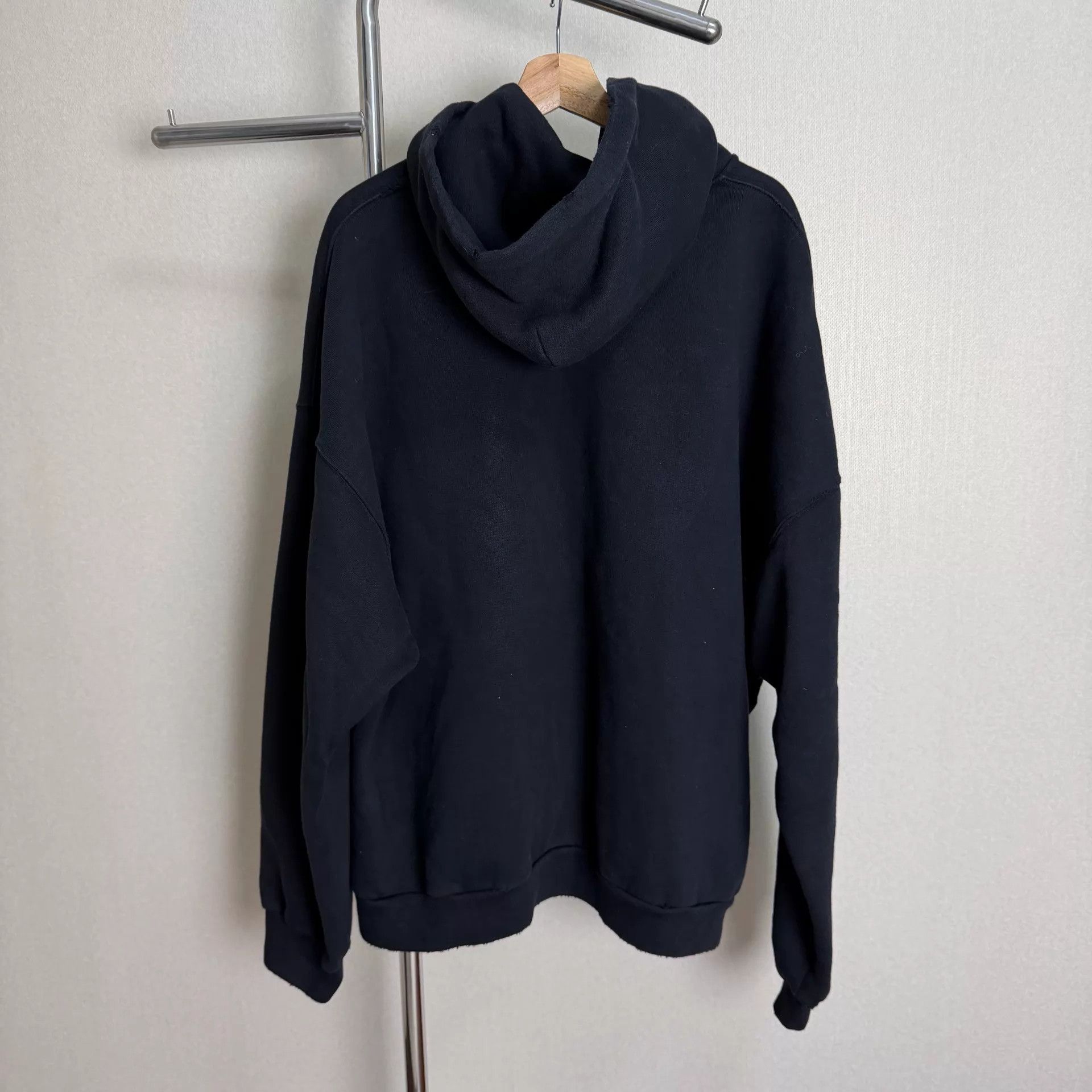 Balenciaga Balenciaga Logo Embroidered Zip Unisex Hoodie Black 4 Size US XL / EU 56 / 4 - 2 Thumbnail