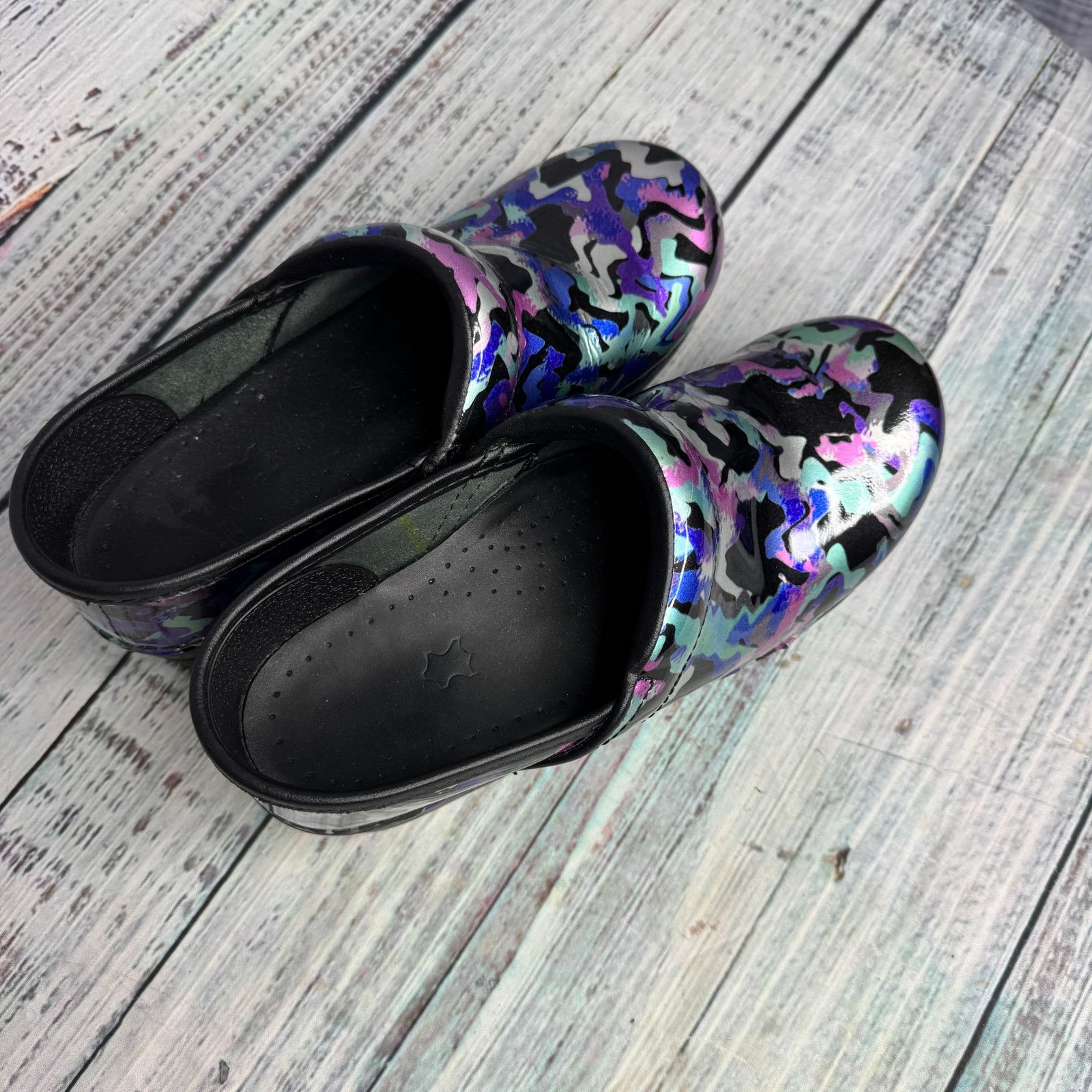Dansko Dansko Professional Patent Leather Clogs Mermaid Slip-On 7 Size US 7 / IT 37 - 2 Thumbnail
