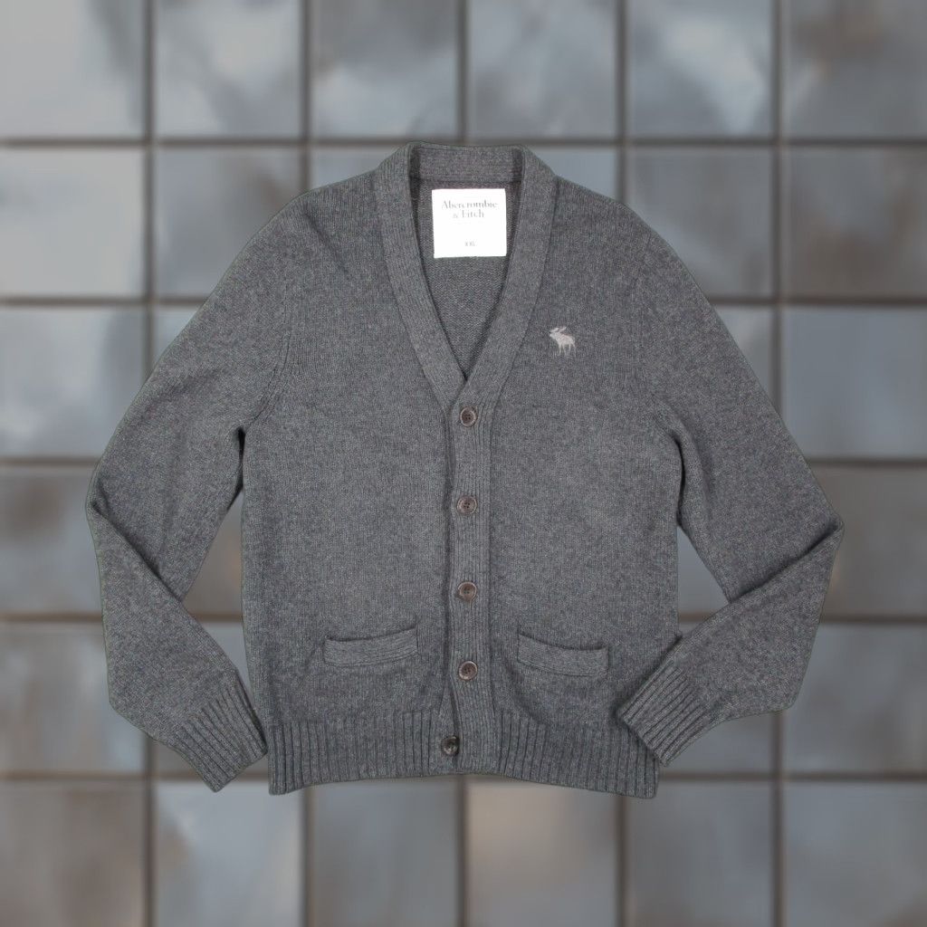 Abercrombie & Fitch VINTAGE Abercrombie & Fitch Cardigan Sweater Mens 2XL Gray Knit V-Neck Pockets Wool-Blend Size US XXL / EU 58 / 5 - 1 Thumbnail