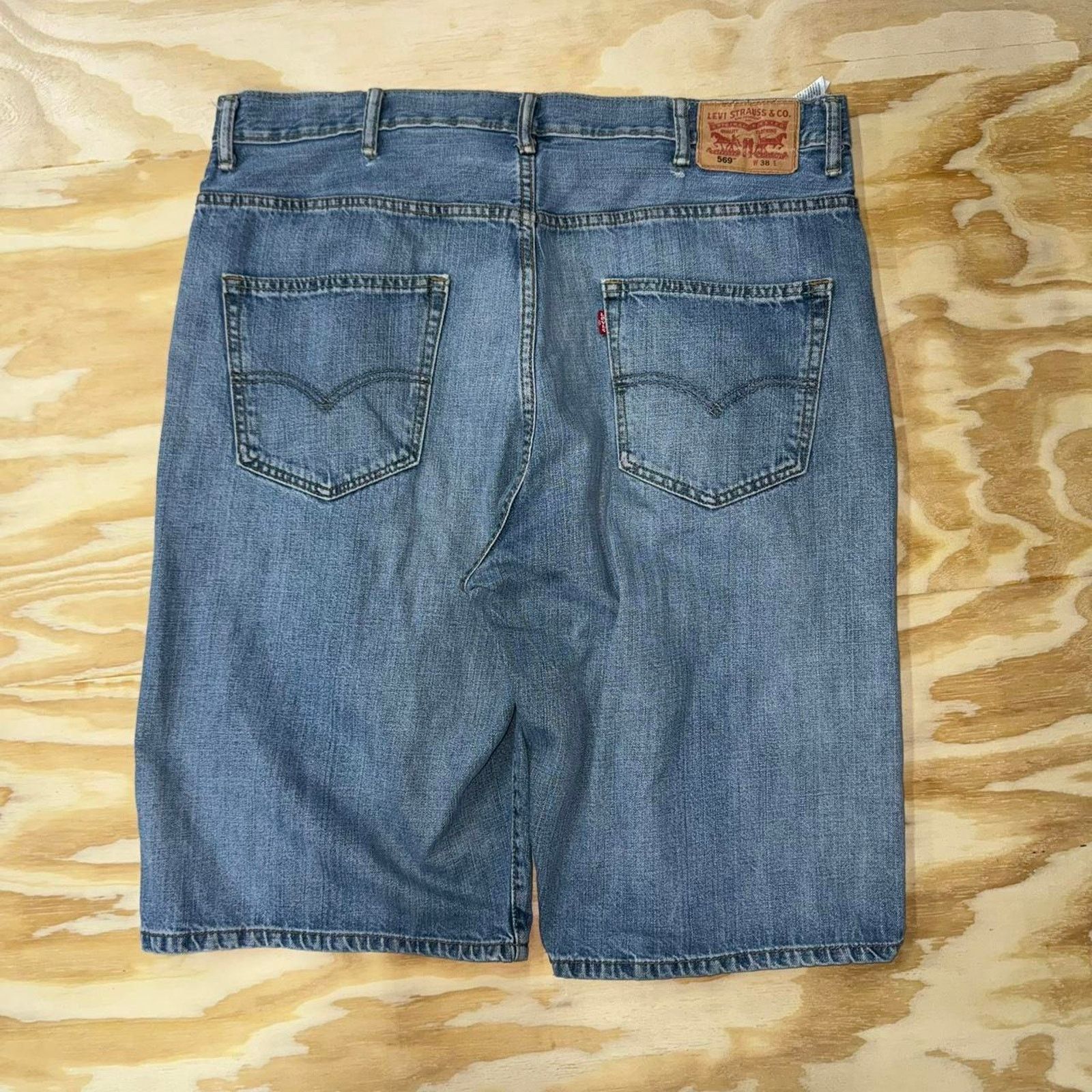 Levi's Vintage y2k levis denim 2000s light wash faded denim jorts Size US 38 / EU 54 - 1 Thumbnail