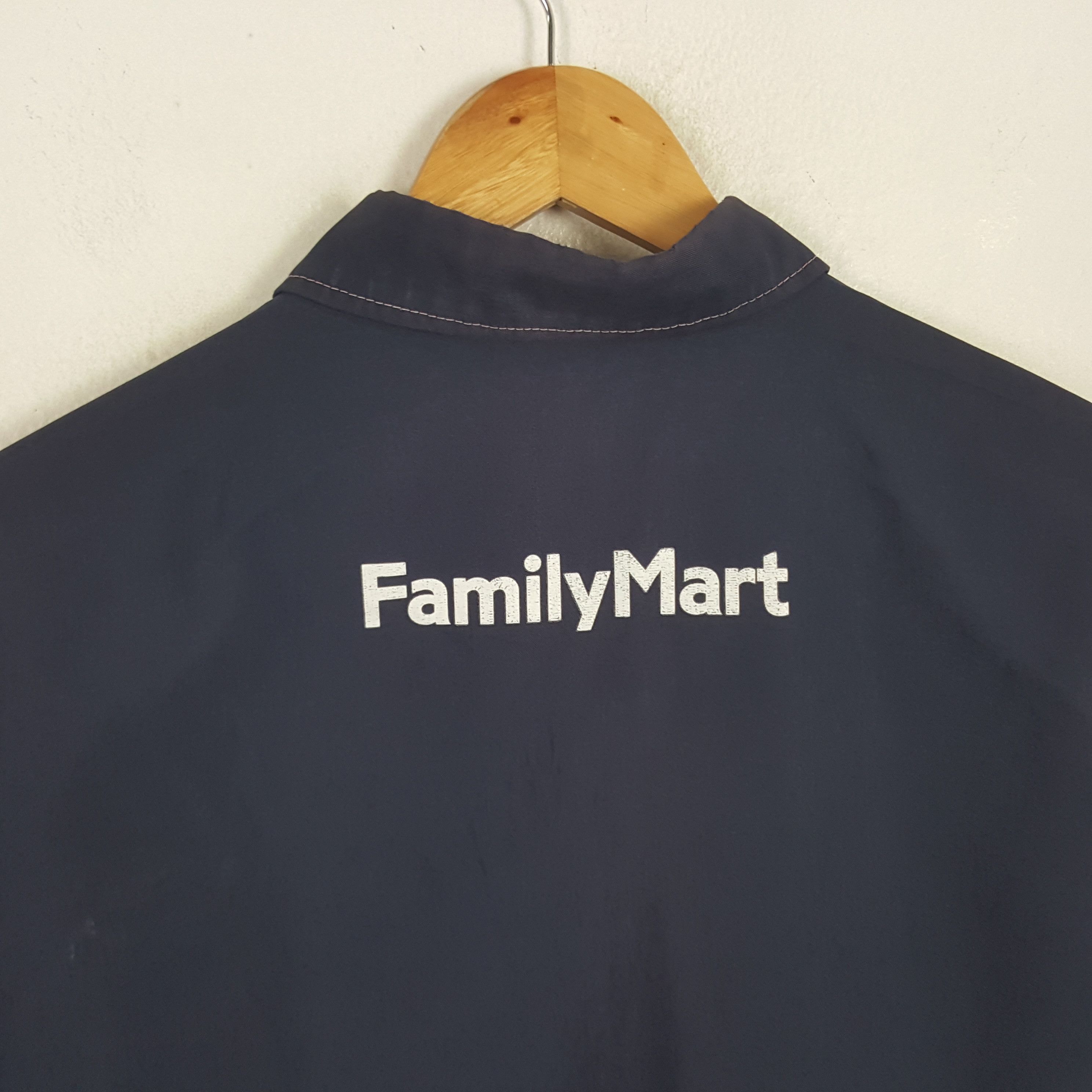 Japanese Brand × Vintage Vintage Family Mart Japanese Brand Uniform Jacket Size US M / EU 48-50 / 2 - 4 Thumbnail