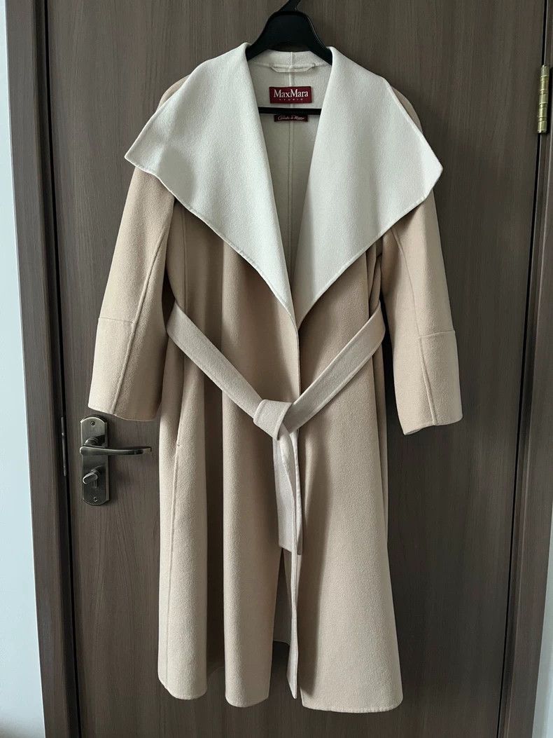 Max Mara Max Mara Light beige overcoat Size XS / US 0-2 / IT 36-38 - 2 Thumbnail
