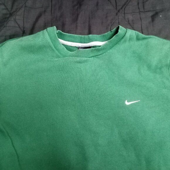 Nike × Vintage Vintage Y2K Nike Small Swoosh Crewneck Sweatshirt Size US L / EU 52-54 / 3 - 1 Thumbnail