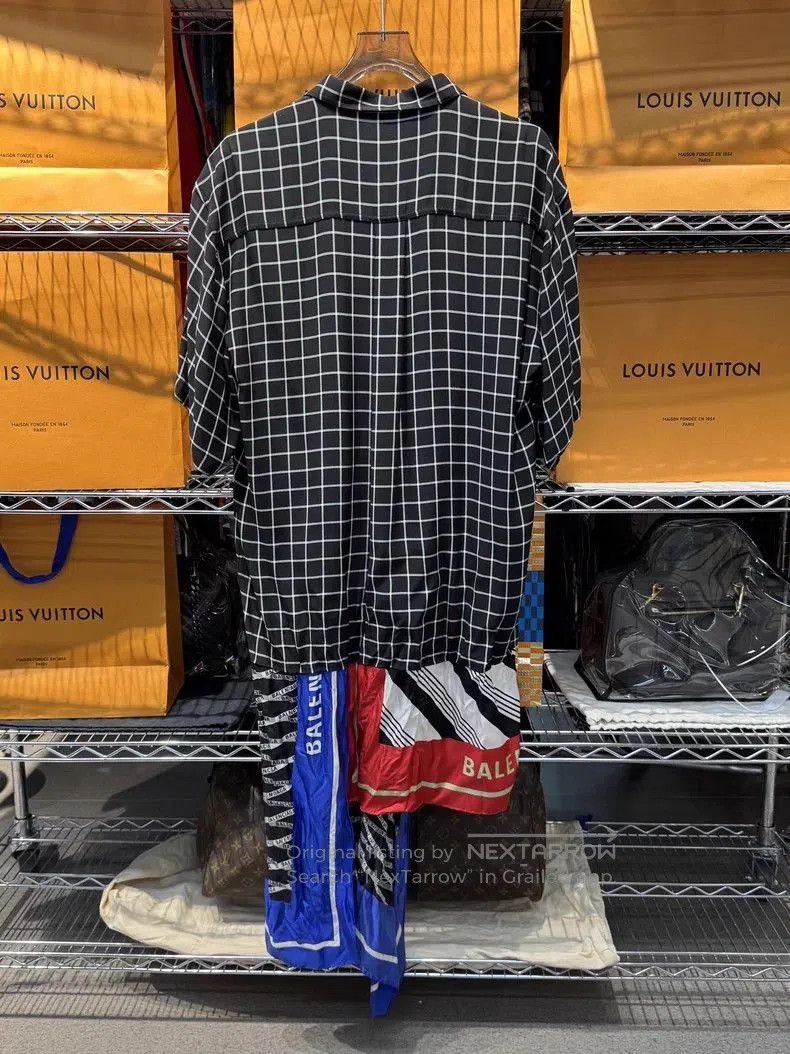 Balenciaga Balenciaga Runway Short Sleeve Shirt. Size US XS / EU 42 / 0 - 4 Thumbnail